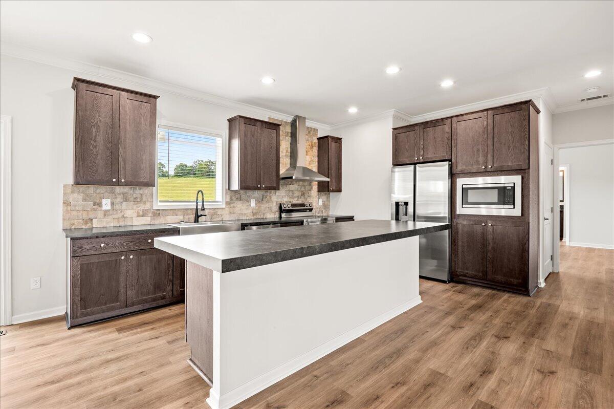 505 Sam Black Road Property Photo 10