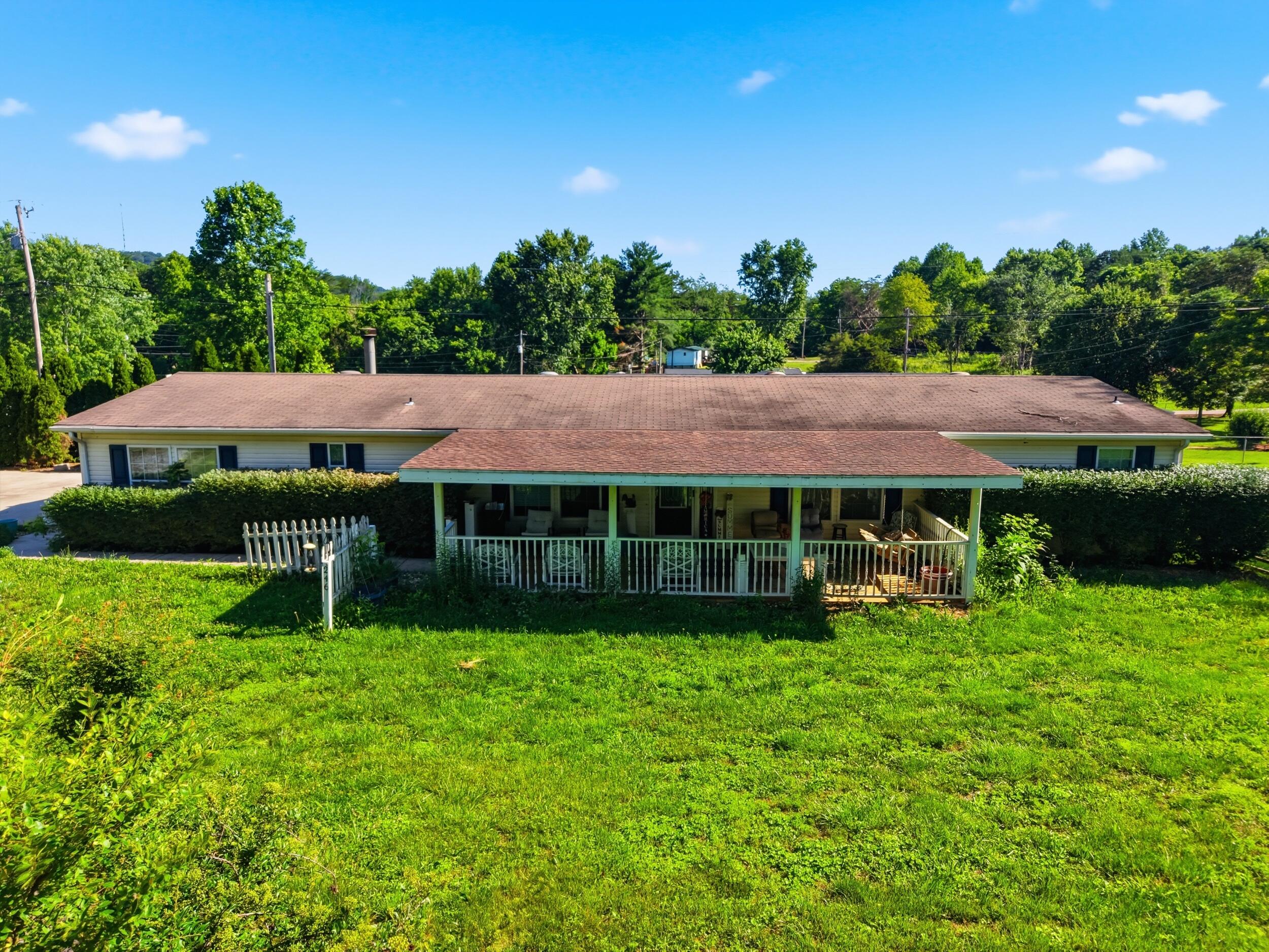 246 Briarwood Drive Property Photo 4