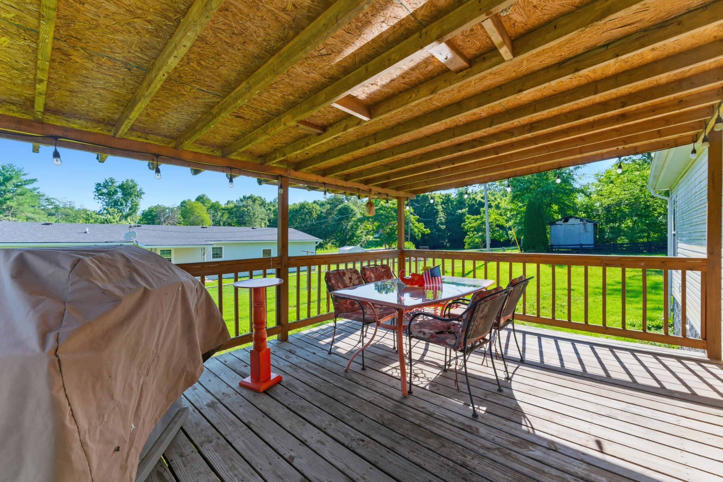 246 Briarwood Drive Property Photo 30