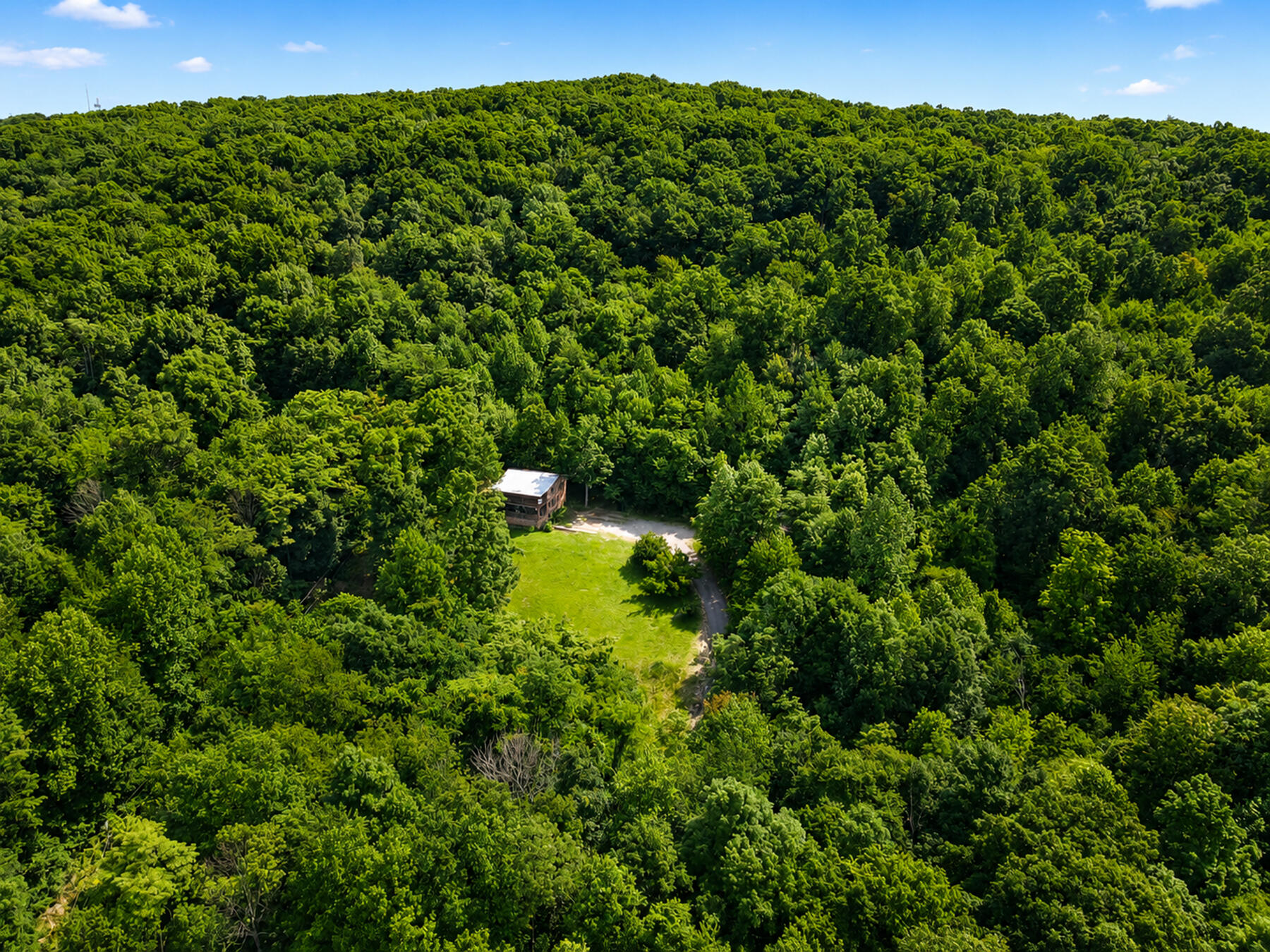 1493 Missouri Hollow Road Property Photo 2