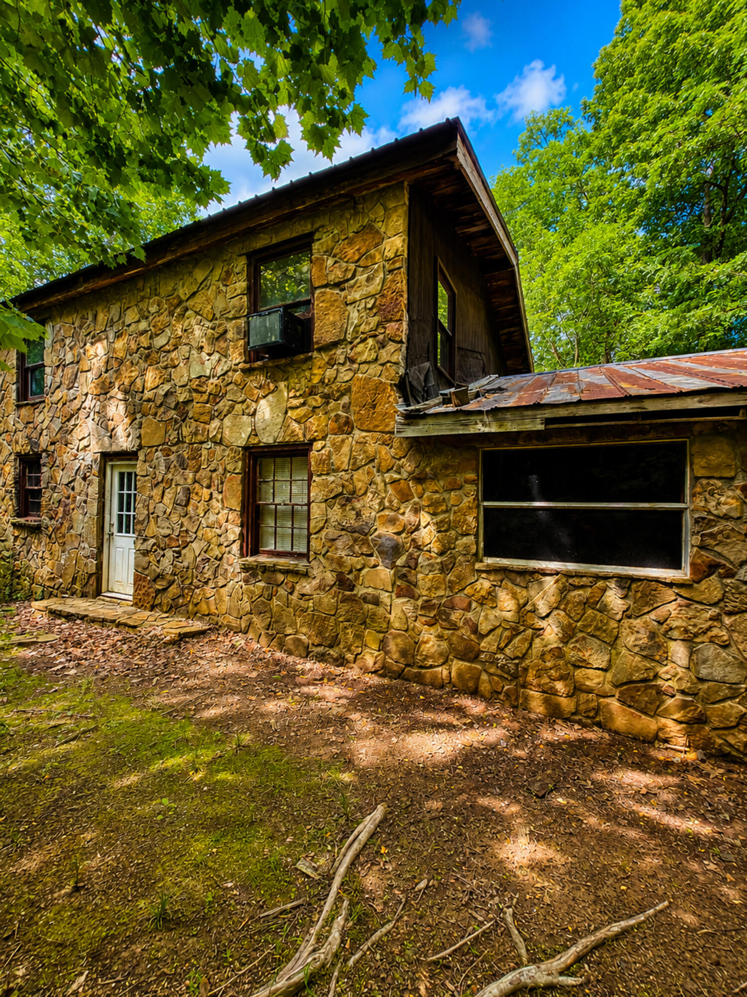 1493 Missouri Hollow Road Property Photo 9