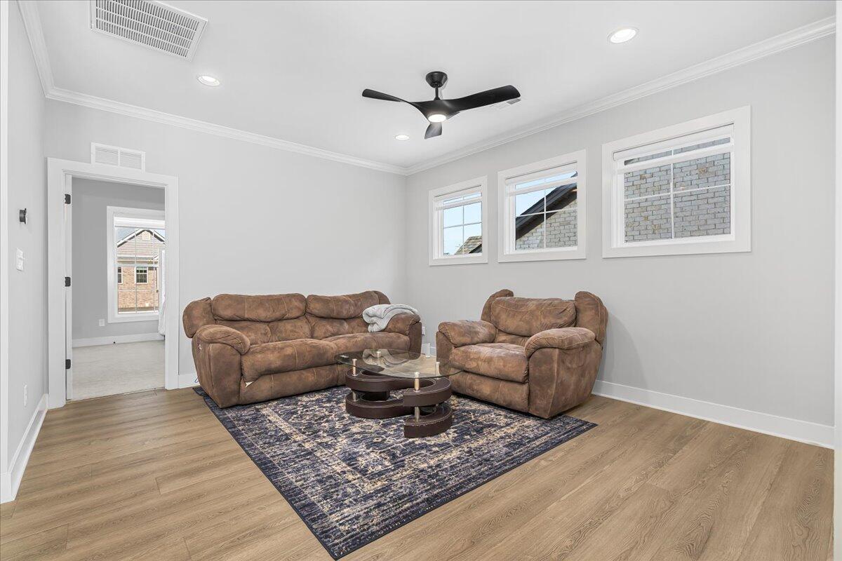 281 Squires Circle Property Photo 40
