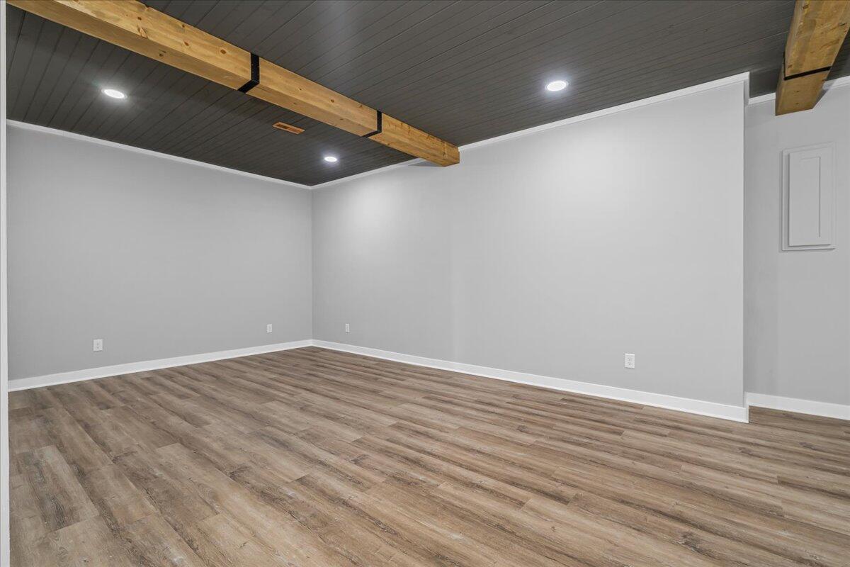 281 Squires Circle Property Photo 59
