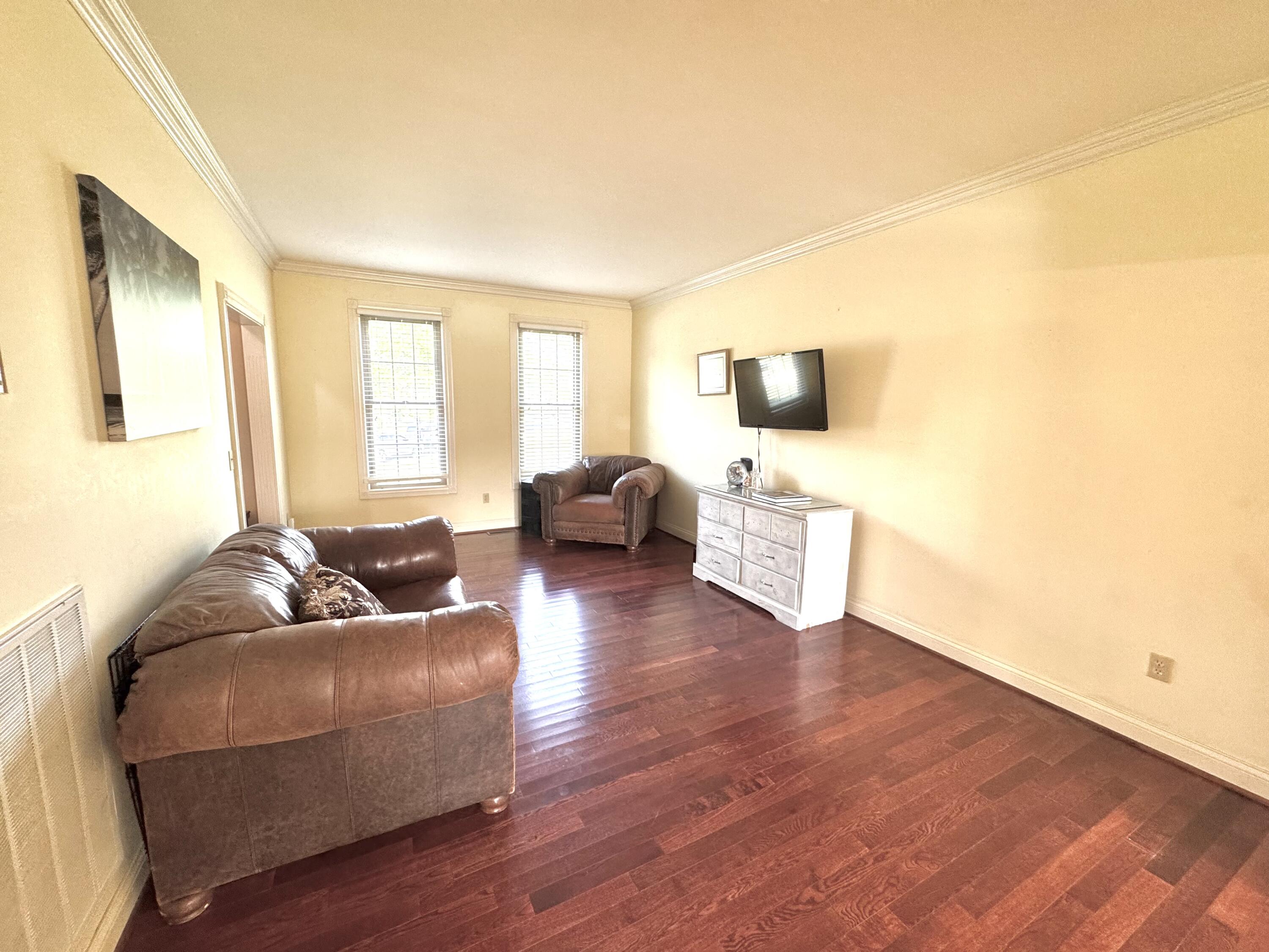 316 Ruby Court Property Photo 14