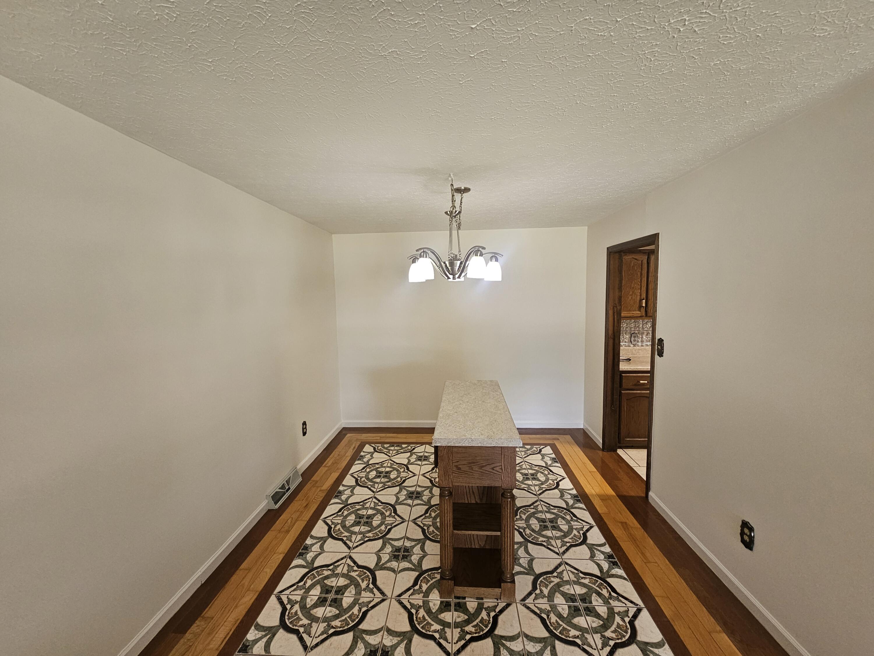 506 Koger Circle Property Photo 6