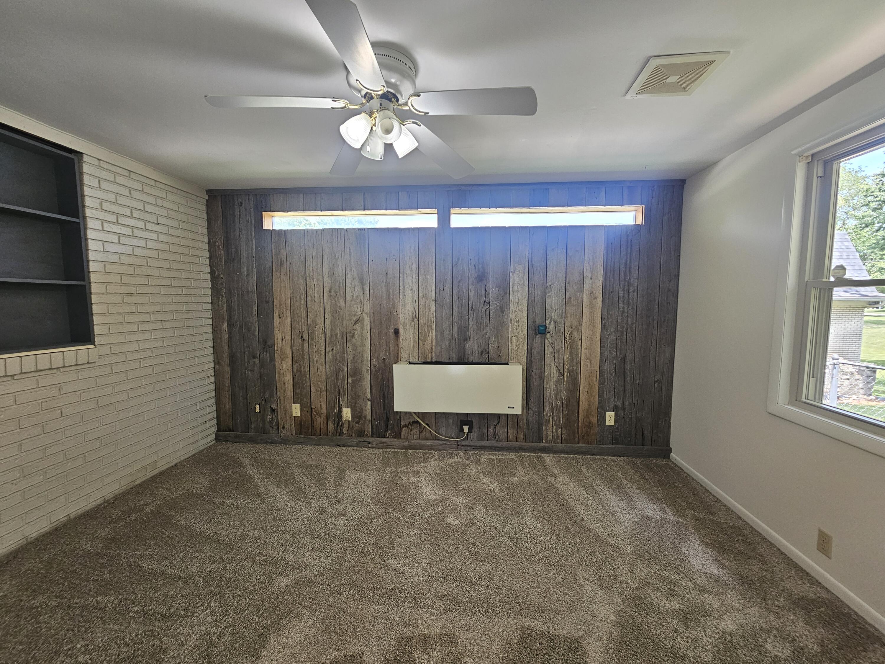 506 Koger Circle Property Photo 9