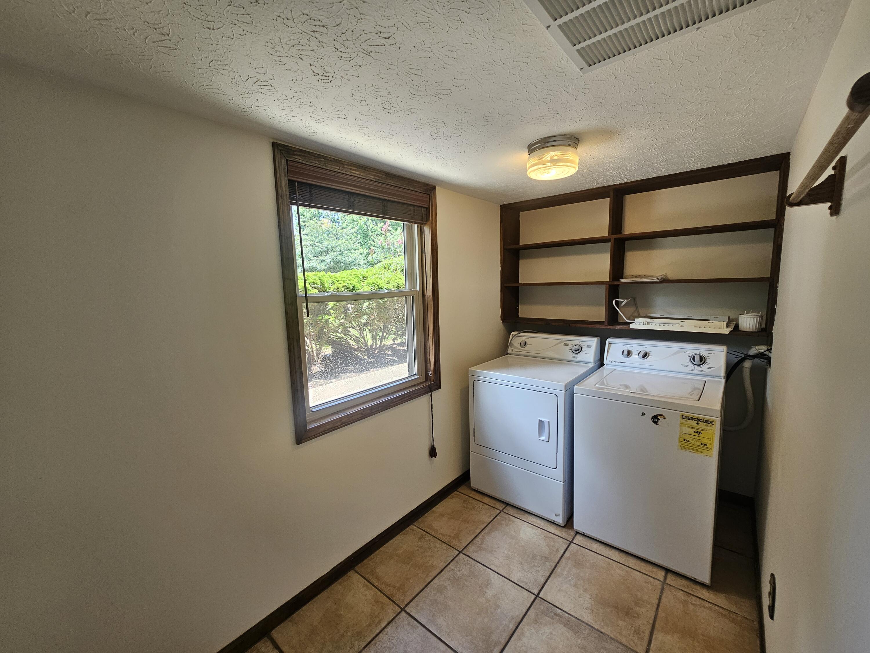506 Koger Circle Property Photo 13