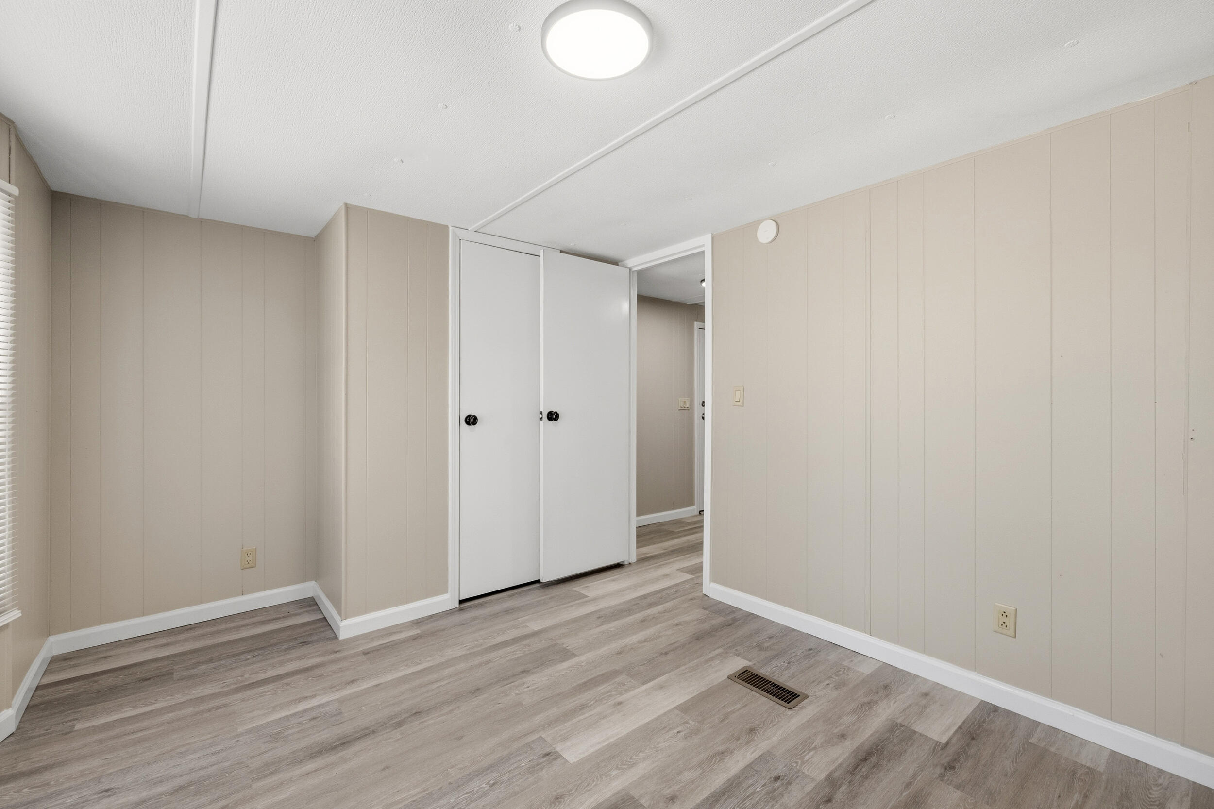 563 Constitution Drive Property Photo 16