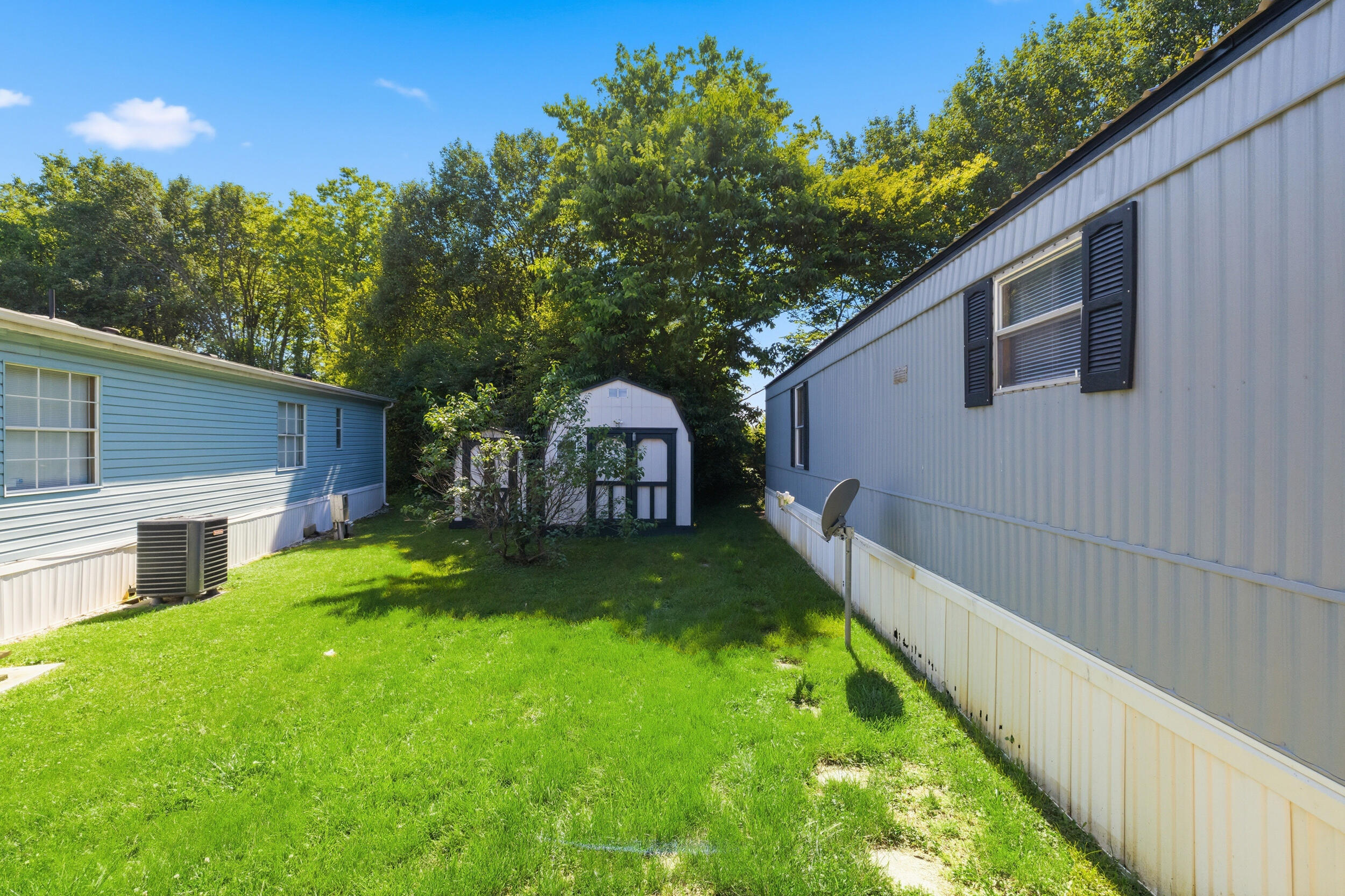 563 Constitution Drive Property Photo 20