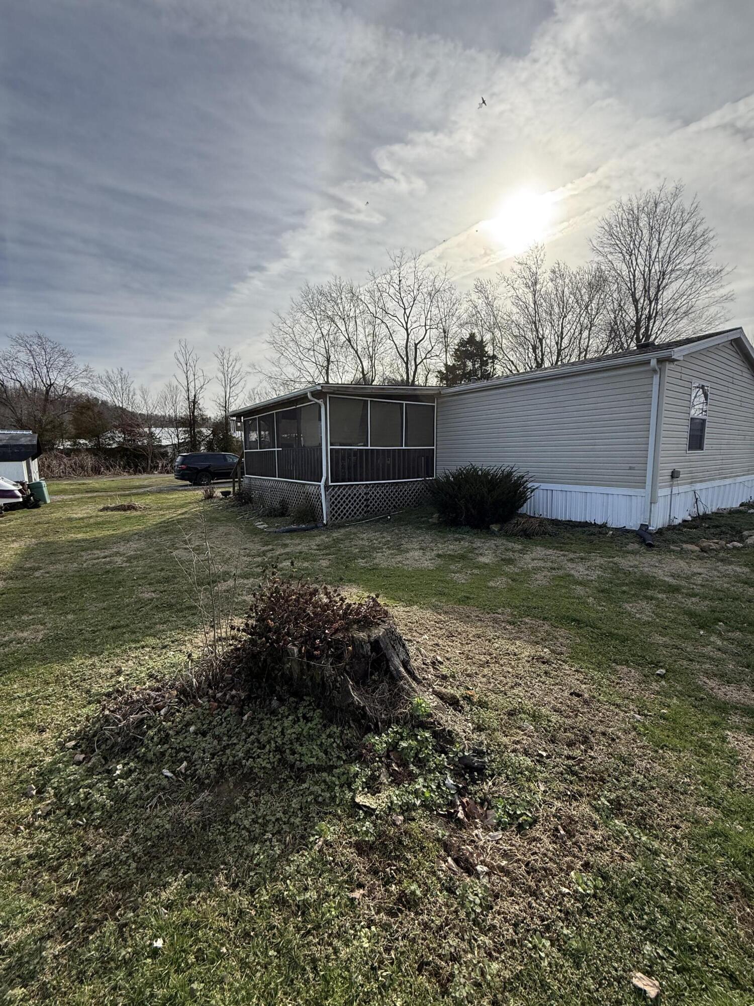 136 E Railroad Street Property Photo 27