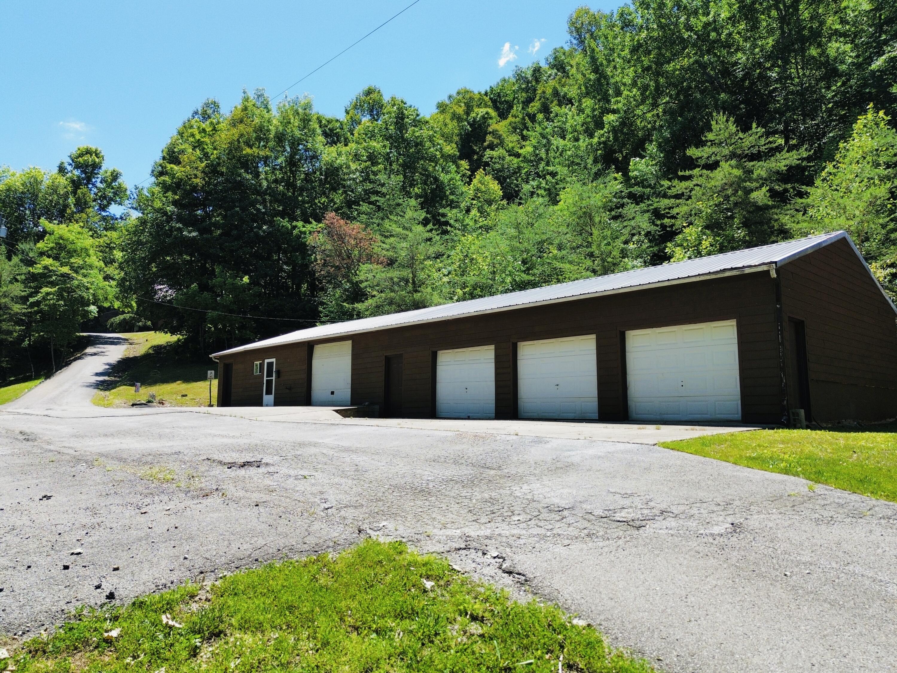 12430 Ky-10 Property Photo 32