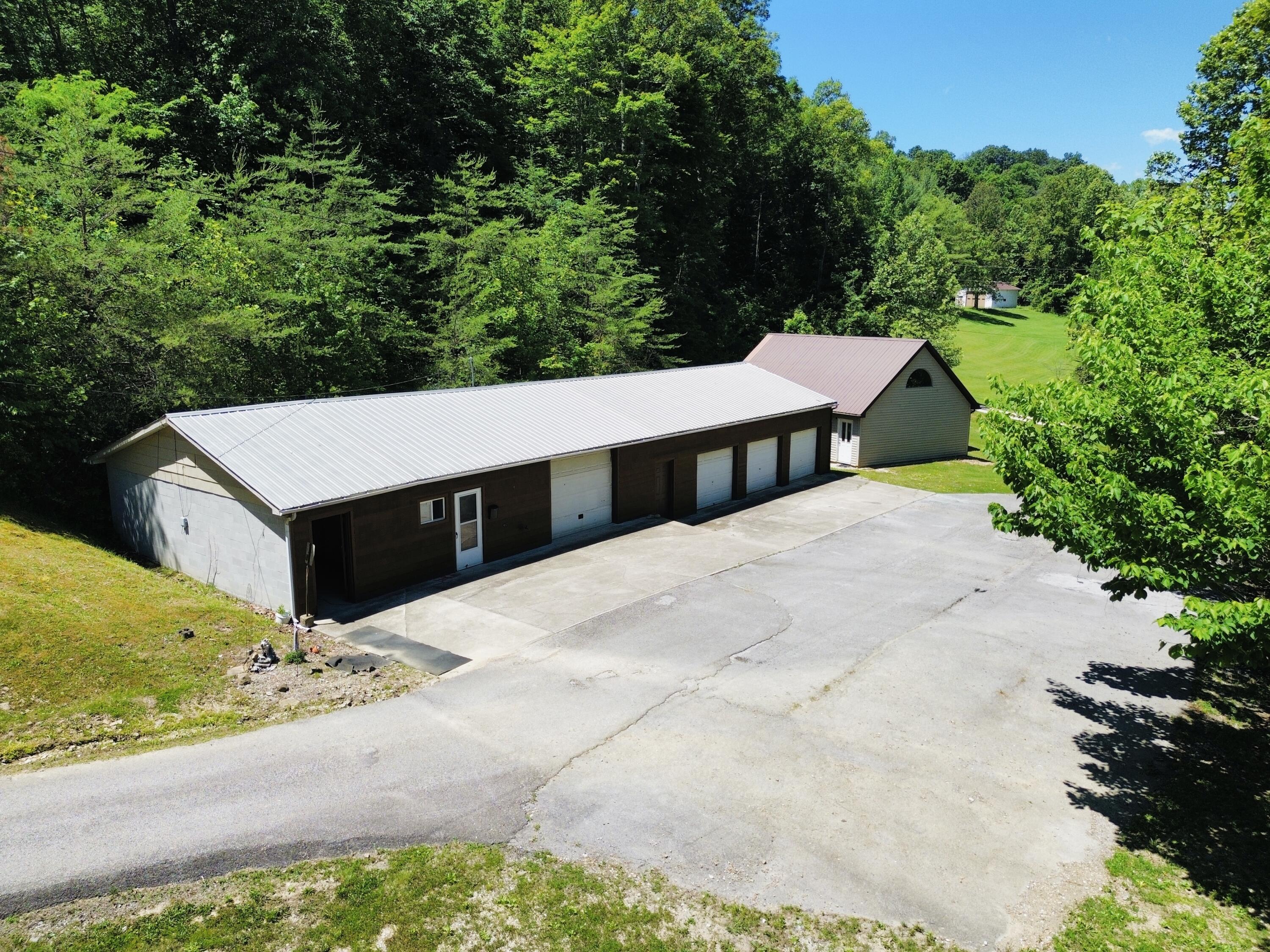 12430 Ky-10 Property Photo 35
