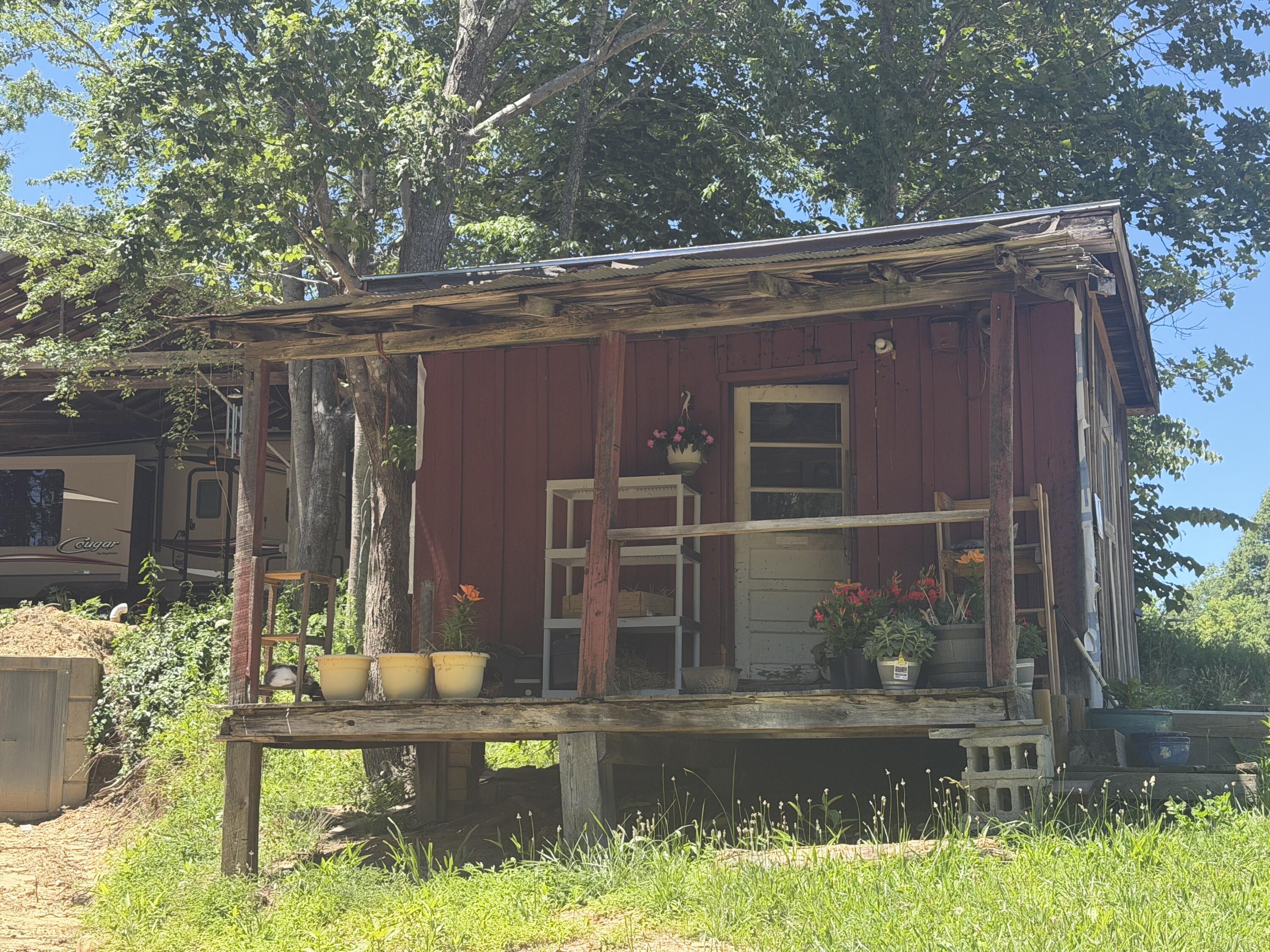 5764 Somerset Road Property Photo 10