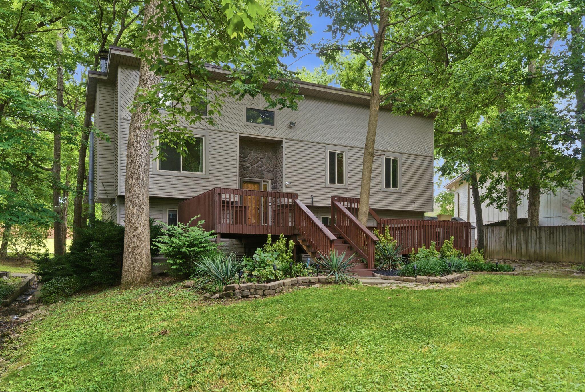 107 Woodlane Circle Property Photo 4