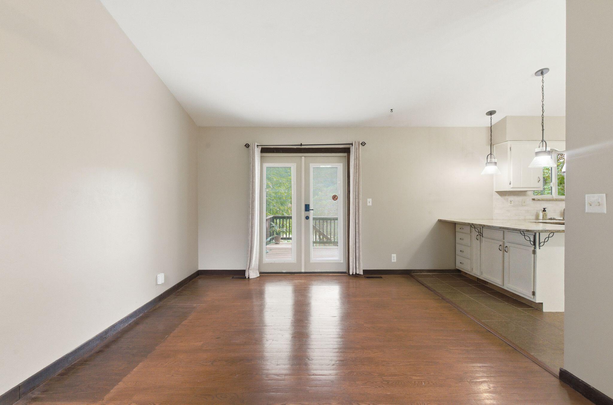 107 Woodlane Circle Property Photo 14