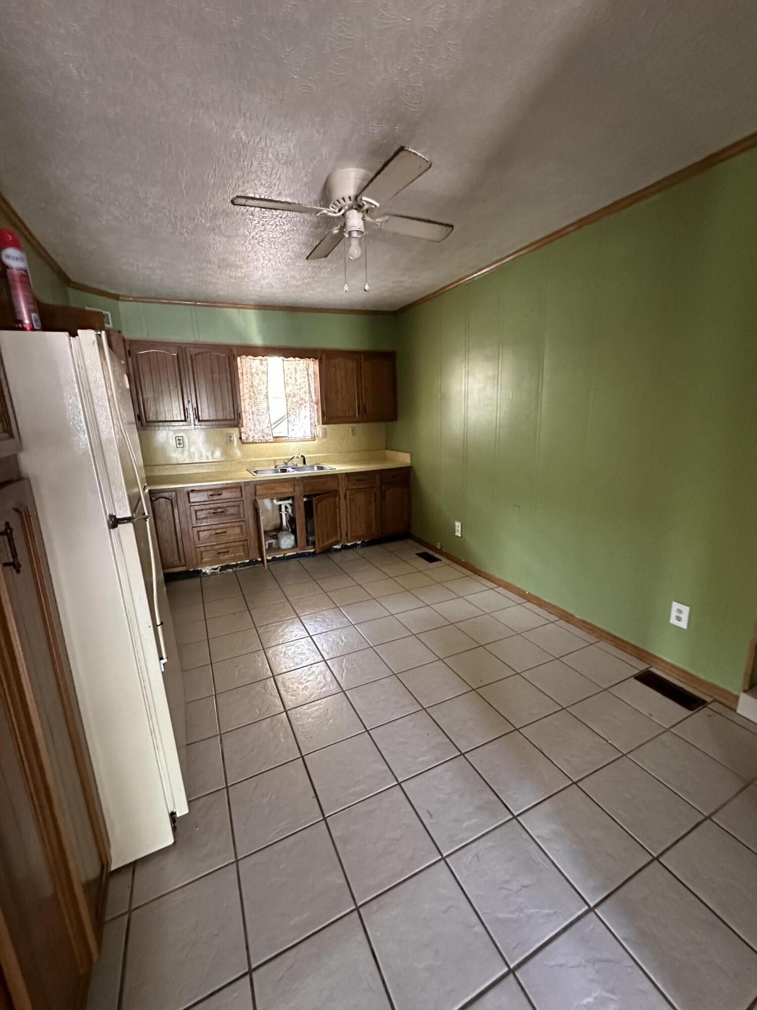 1426 Kentucky 40 Property Photo 7