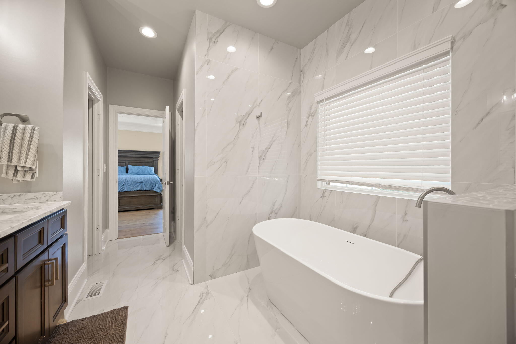 232 Sycamore Springs Drive Property Photo 43