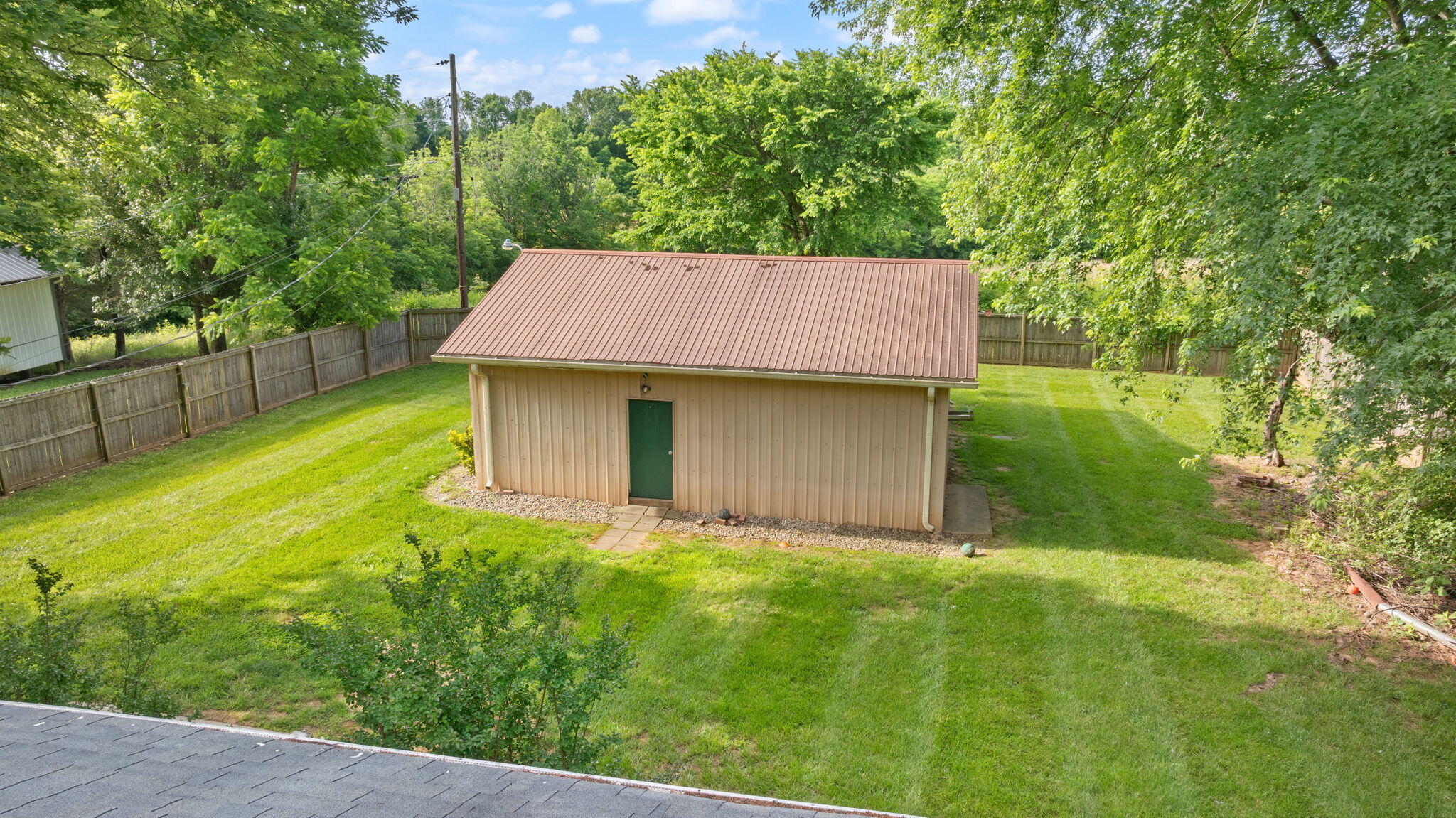 517 Greer Lane Property Photo 32