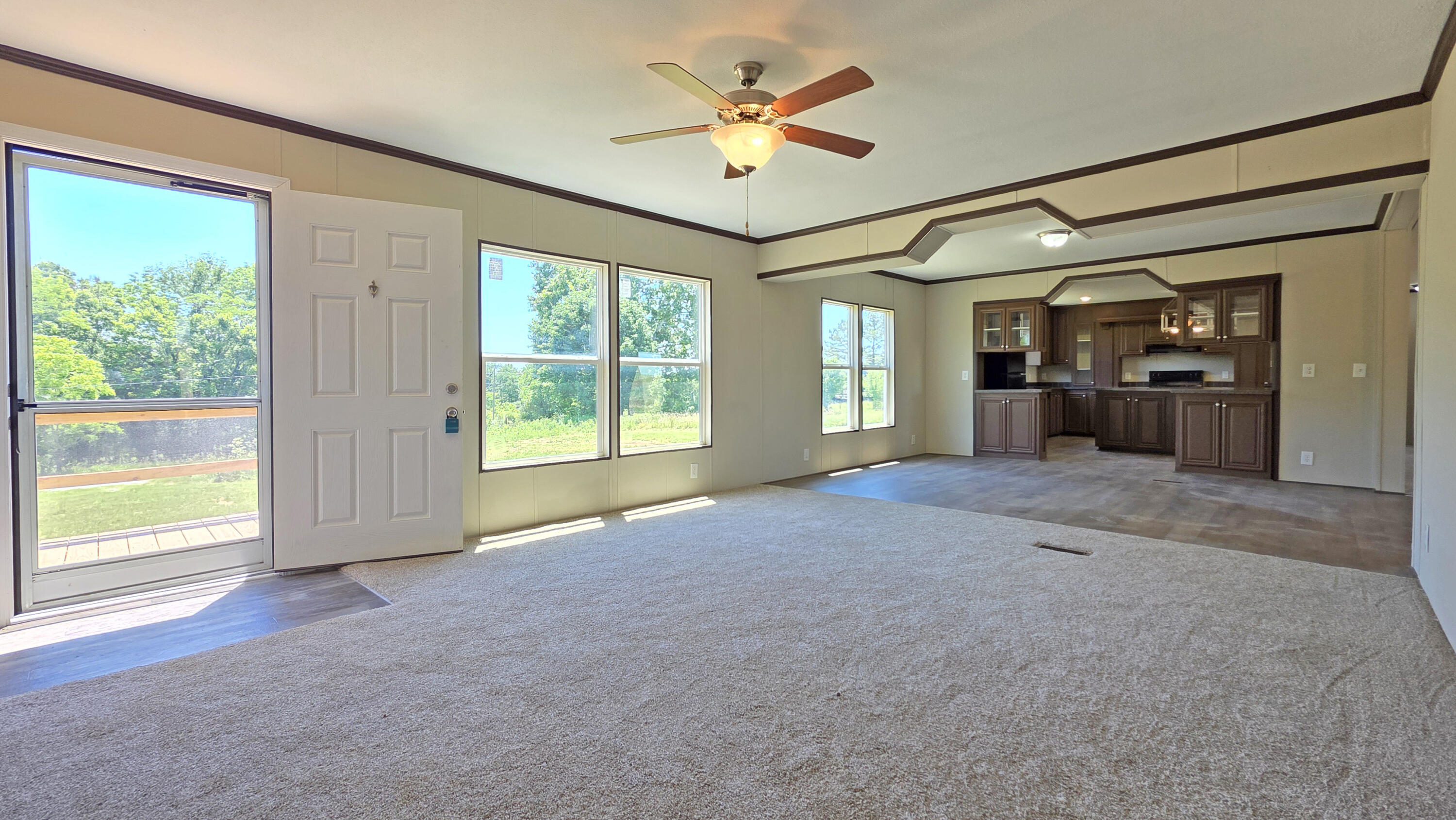 560 Cassidy Pike Property Photo 4