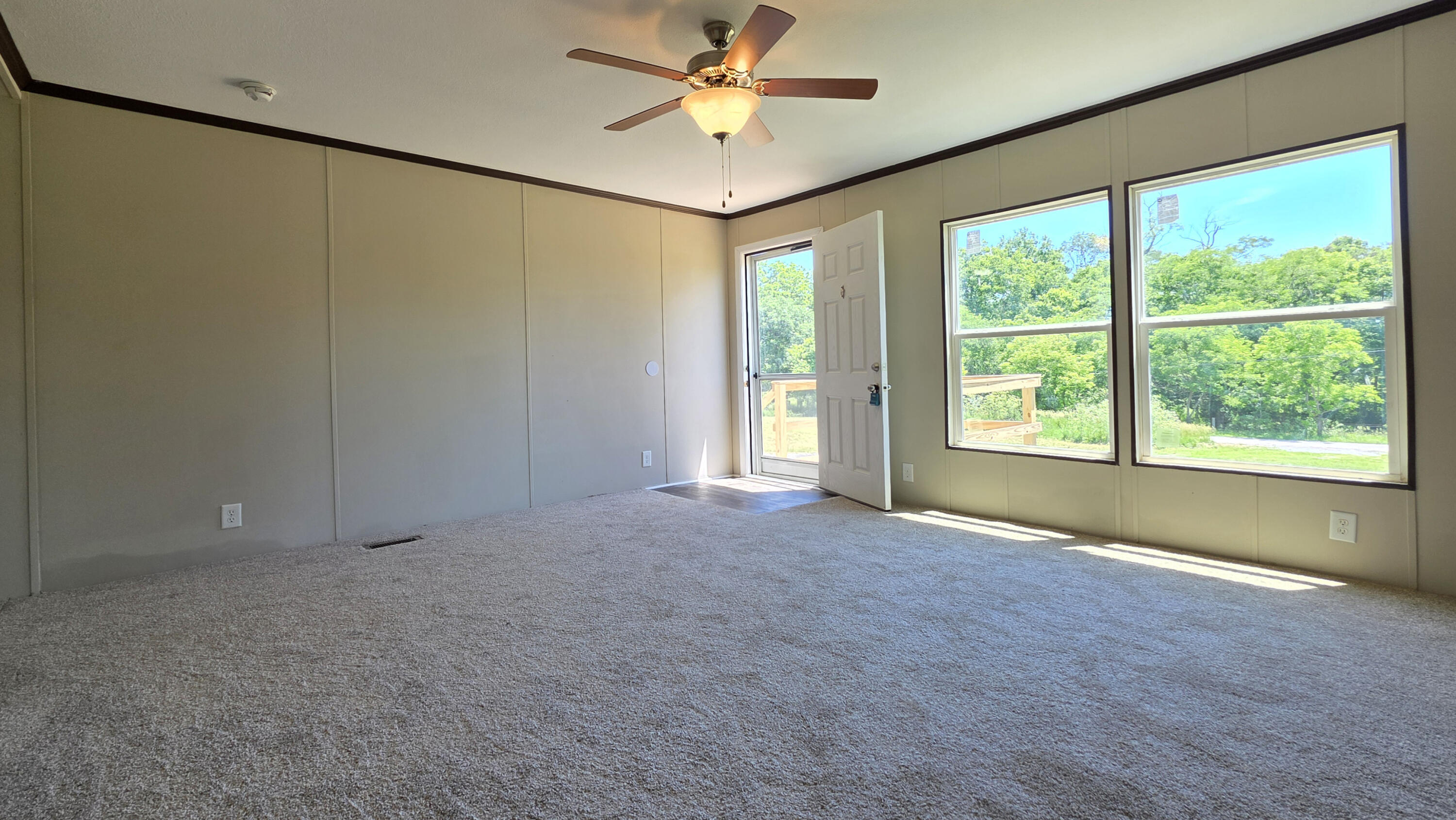 560 Cassidy Pike Property Photo 5