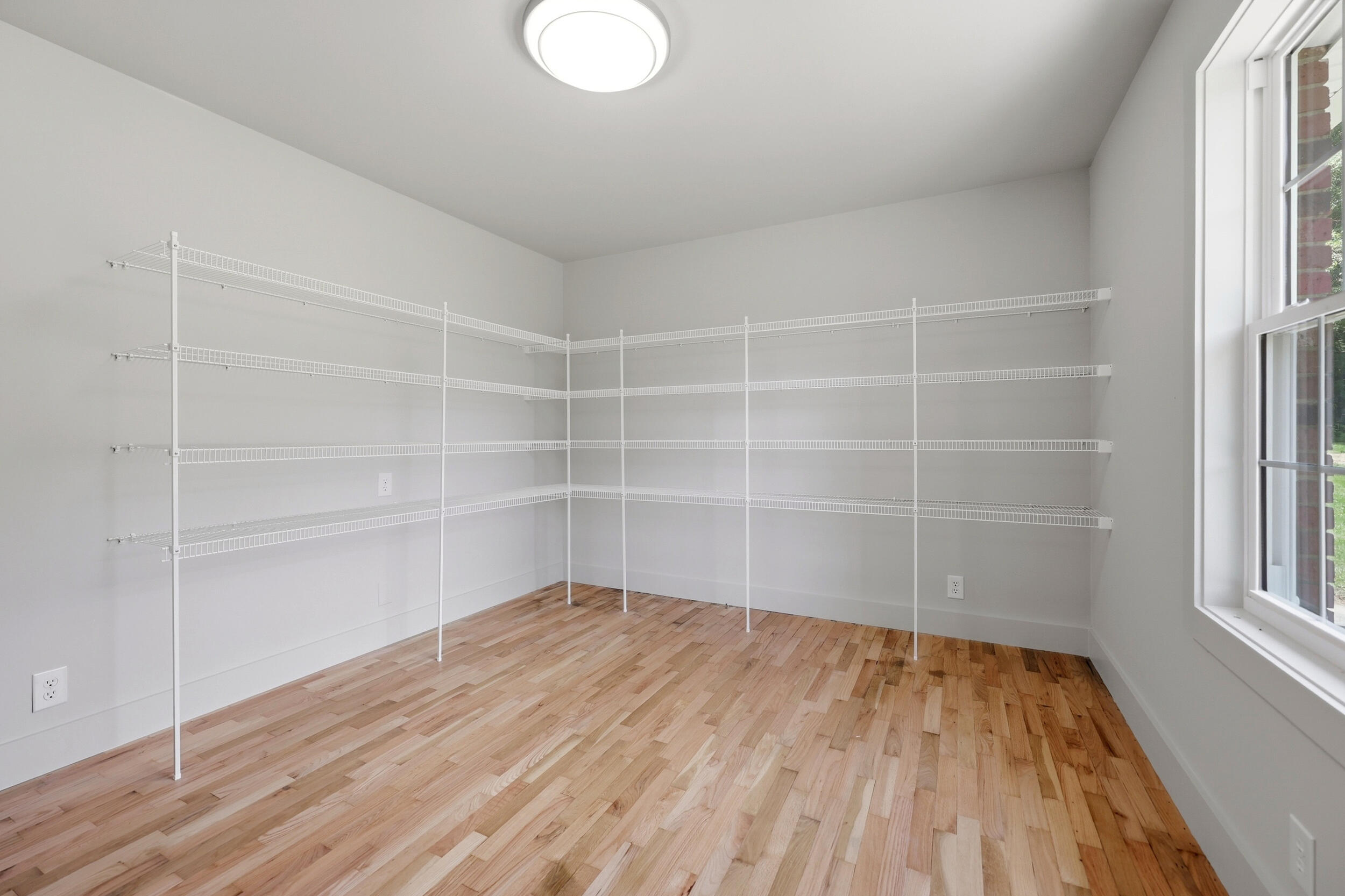 315 Pin Oak Drive Property Photo 21