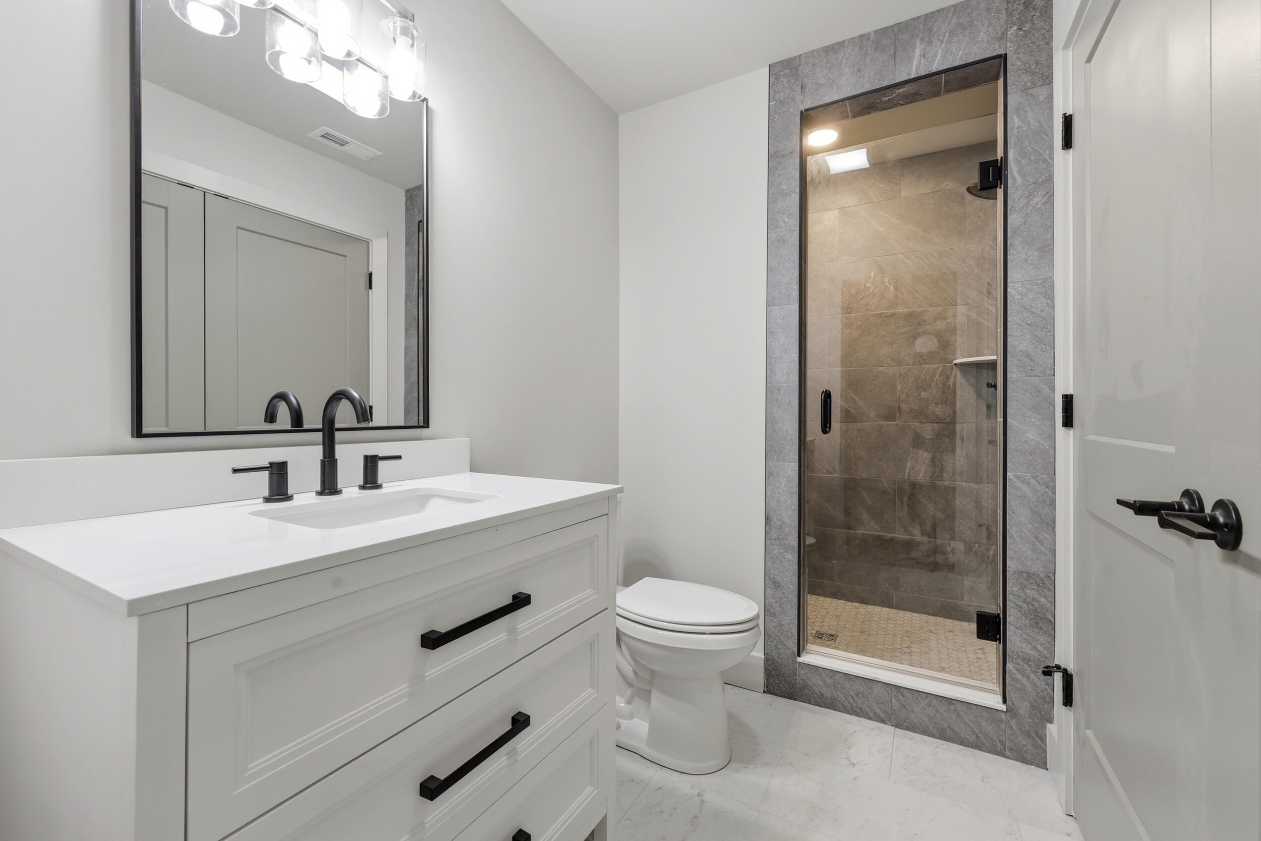 315 Pin Oak Drive Property Photo 26