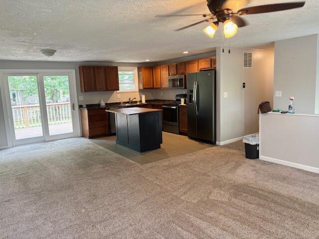 4417 Sussex Court Property Photo 3