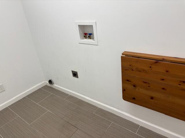4417 Sussex Court Property Photo 17
