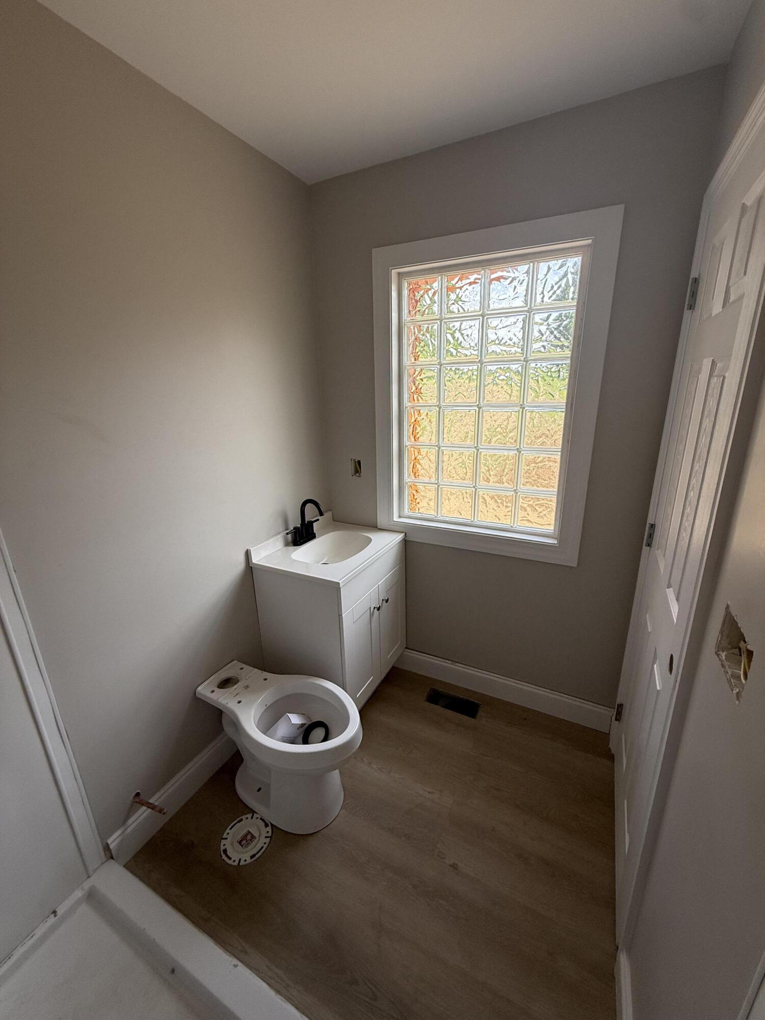 50 Moore Hill Avenue Property Photo 15
