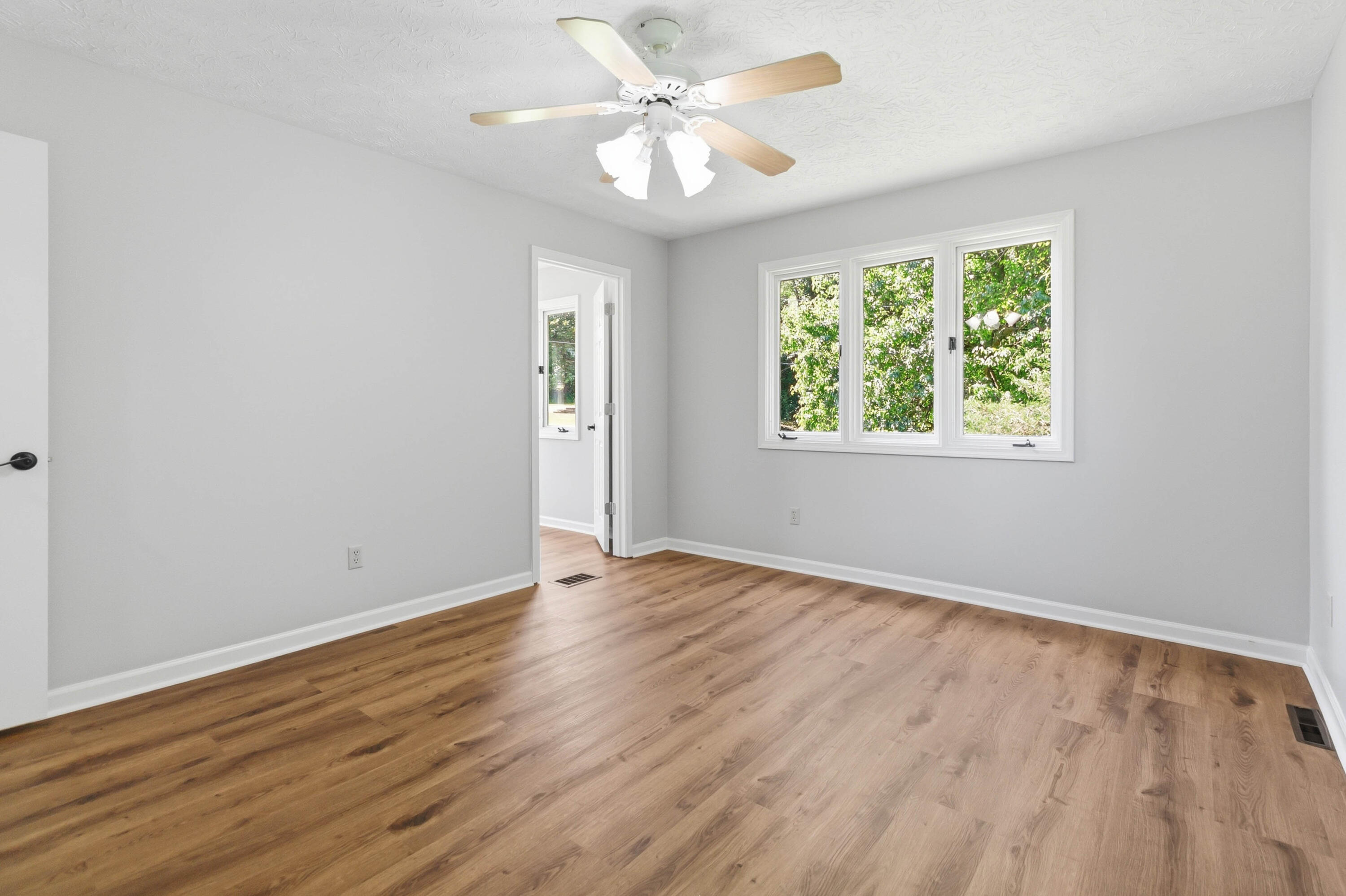 159 Lakeshore Drive Property Photo 25