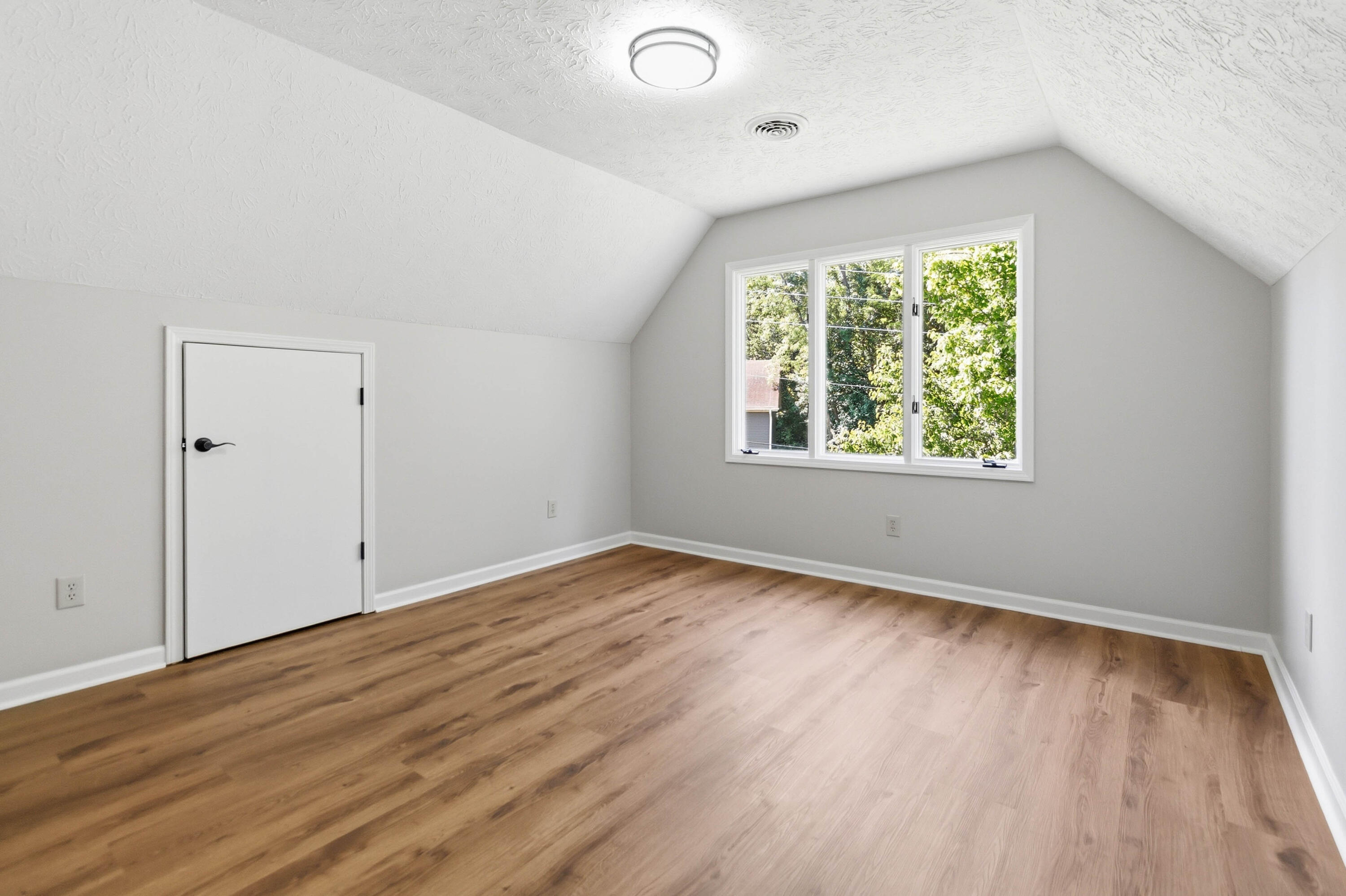 159 Lakeshore Drive Property Photo 39