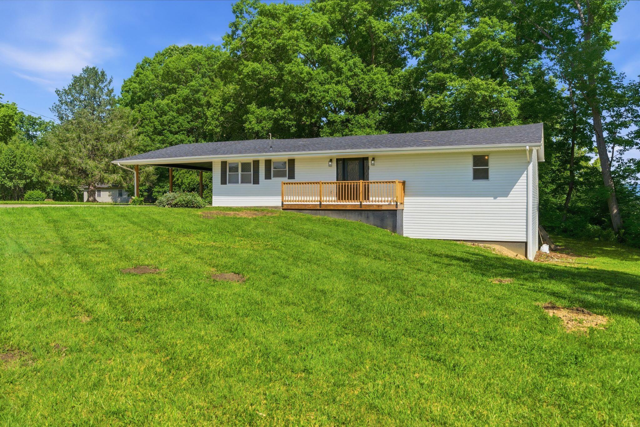 306 Allen Drive Property Photo 3