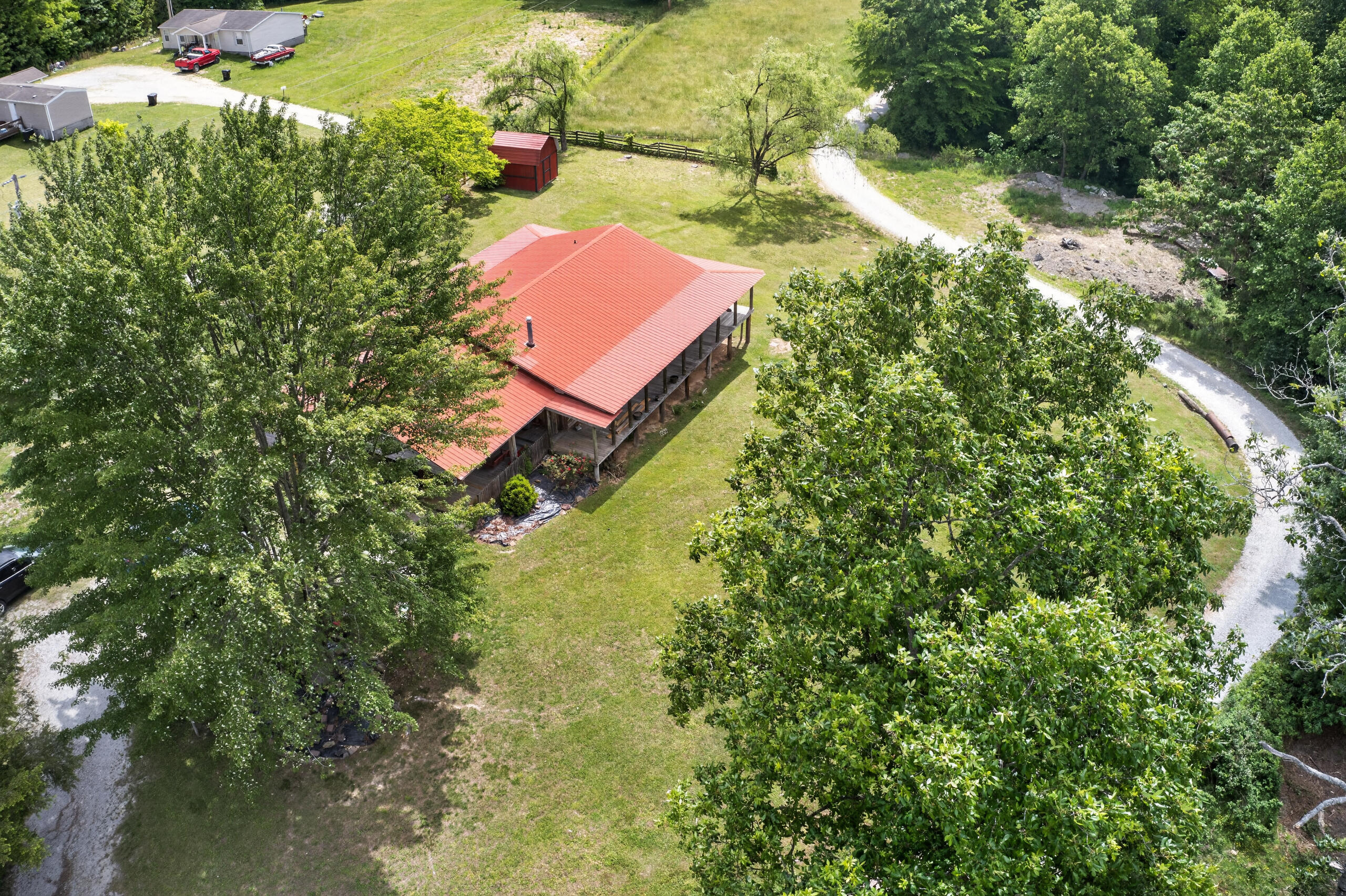 978 State Hwy 1064 Property Photo 11