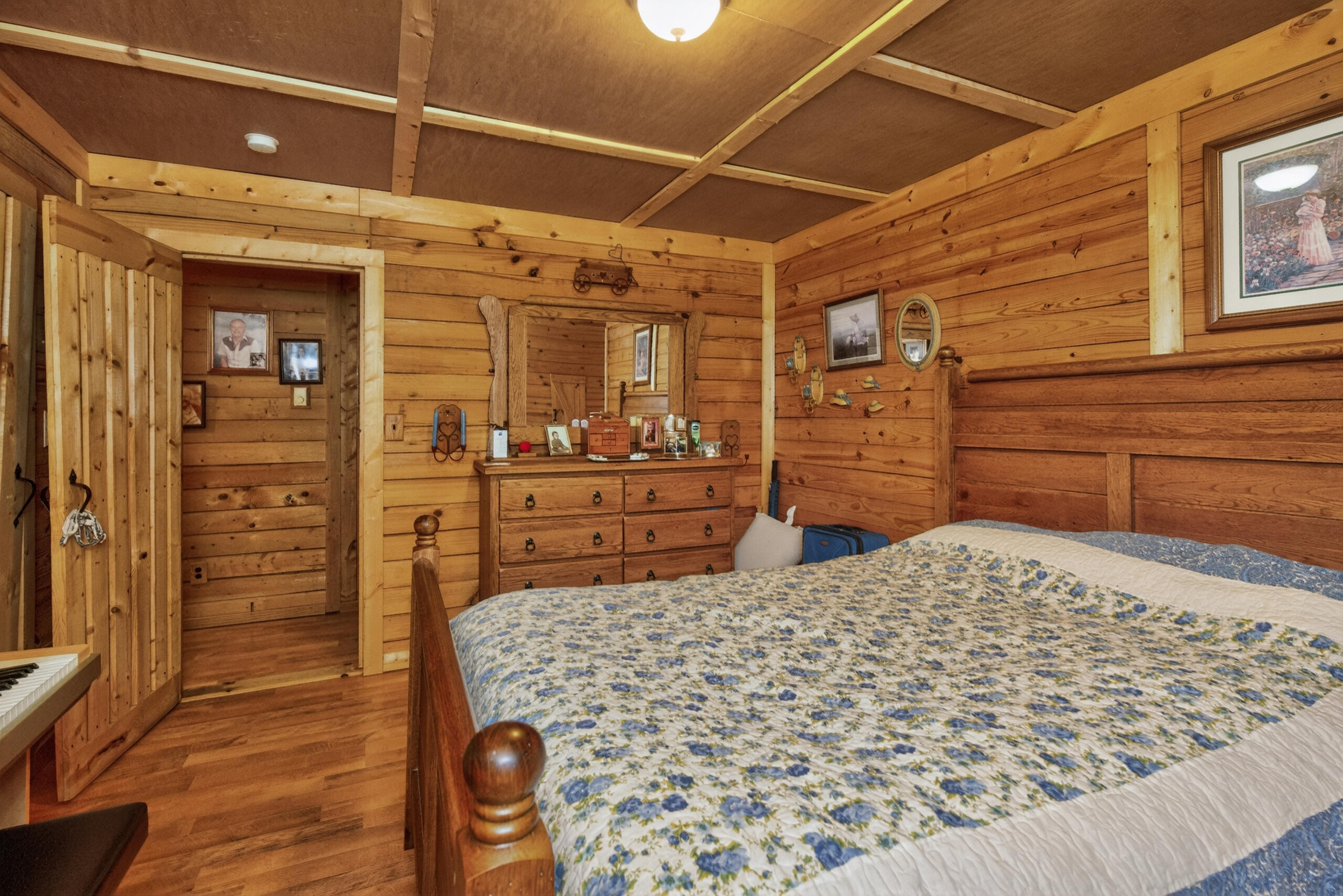 978 State Hwy 1064 Property Photo 16