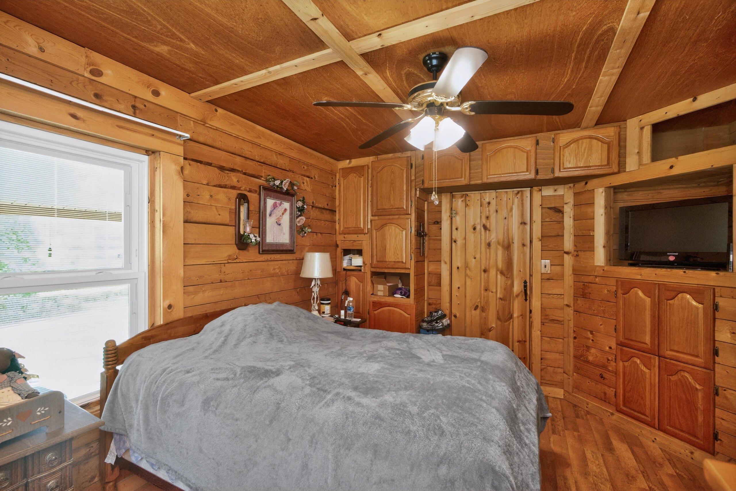 978 State Hwy 1064 Property Photo 23