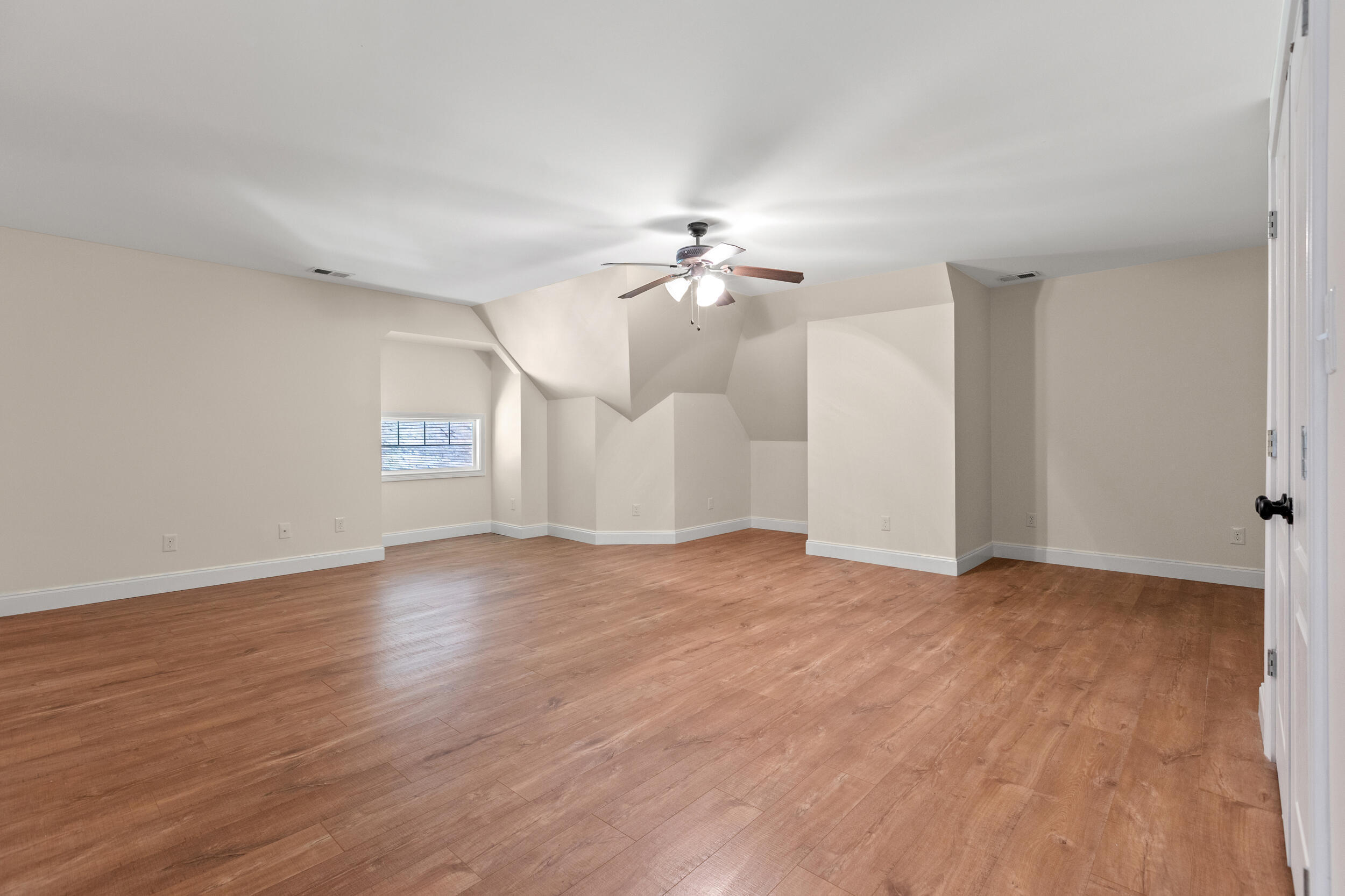 5121 Jacks Creek Pike Property Photo 56
