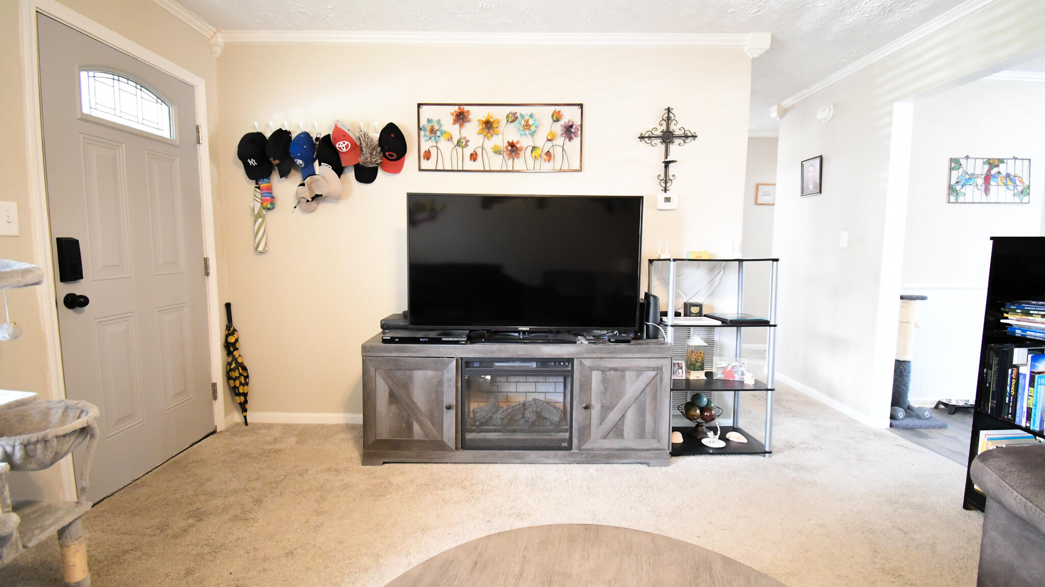 745 Ellerson Drive Property Photo 4