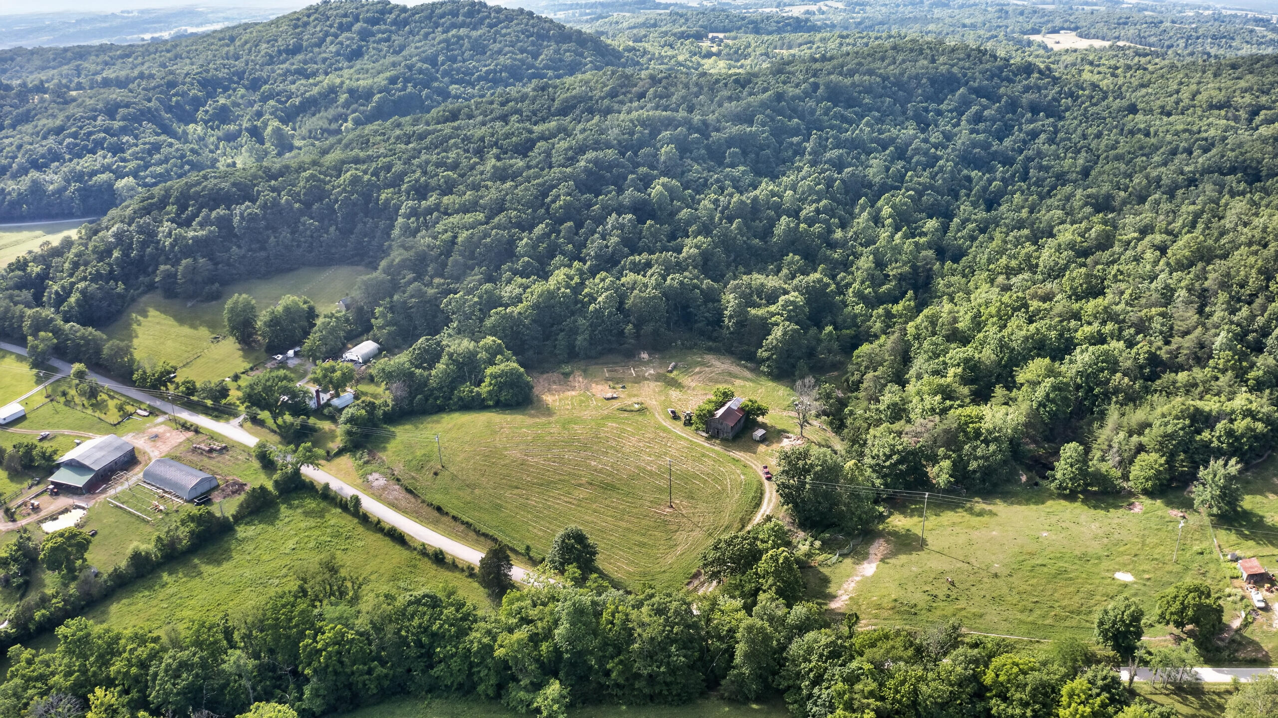 2953 Harmons Lick Road Property Photo 9