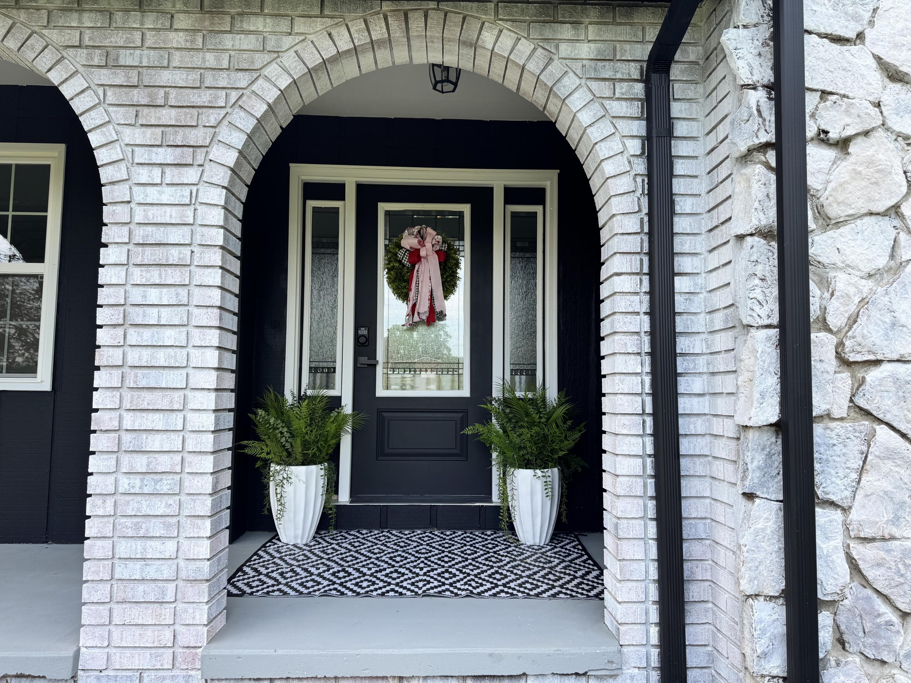 585 Standard Avenue Property Photo 9