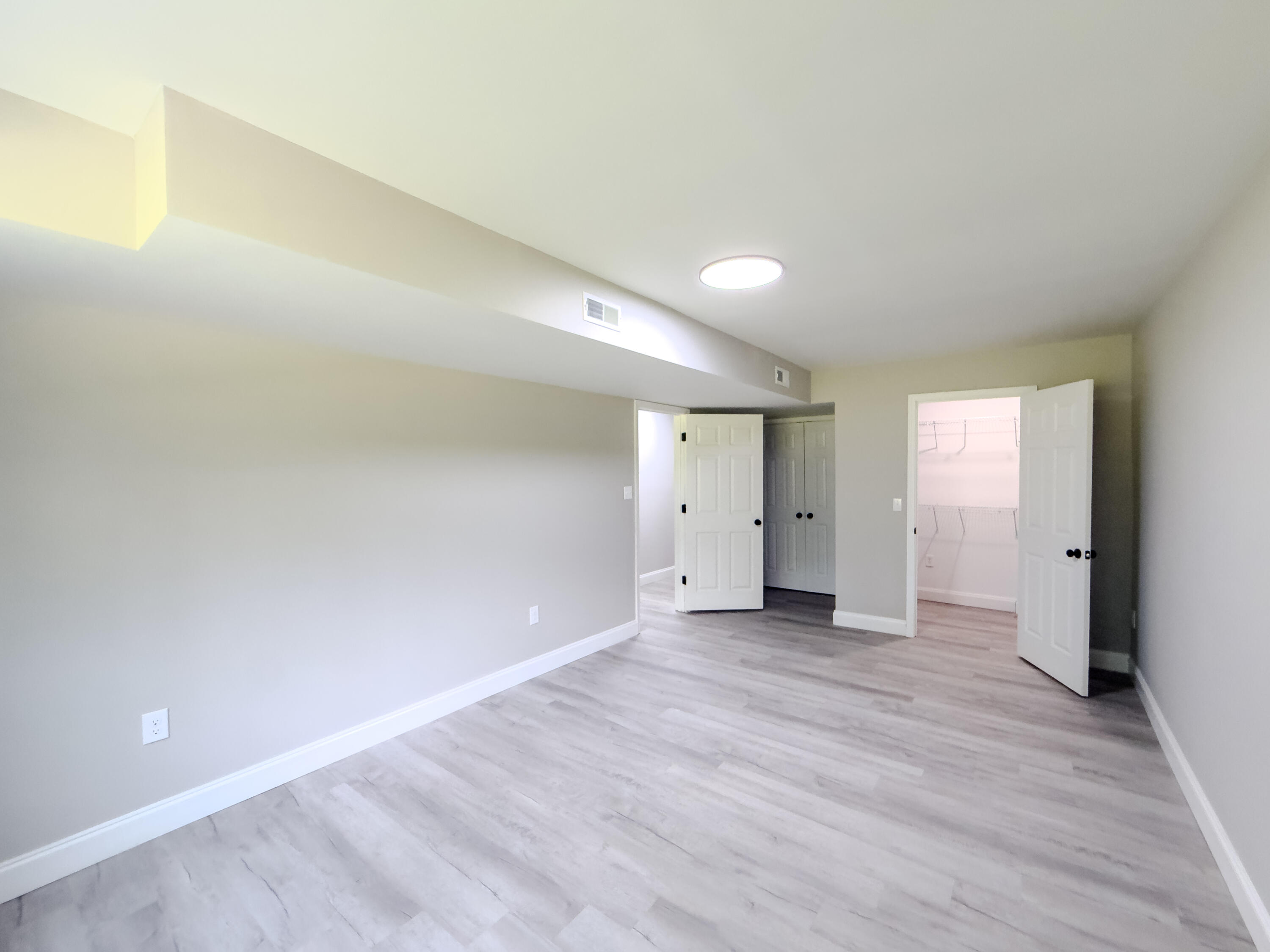 585 Standard Avenue Property Photo 32