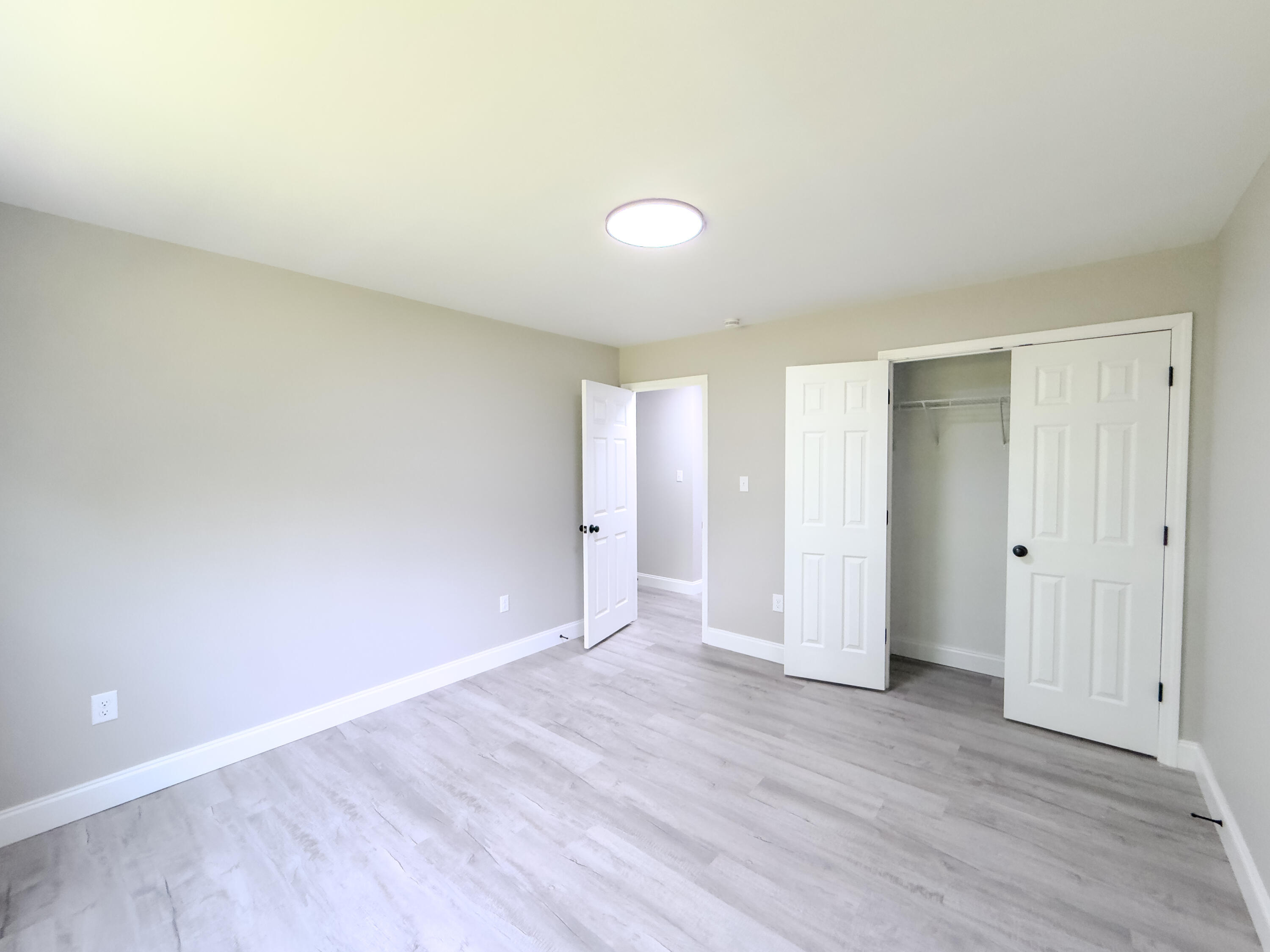 585 Standard Avenue Property Photo 34