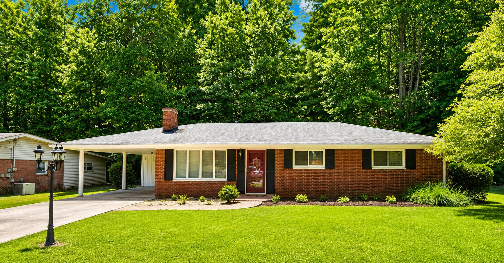 1217 Knapp Avenue Property Photo 1