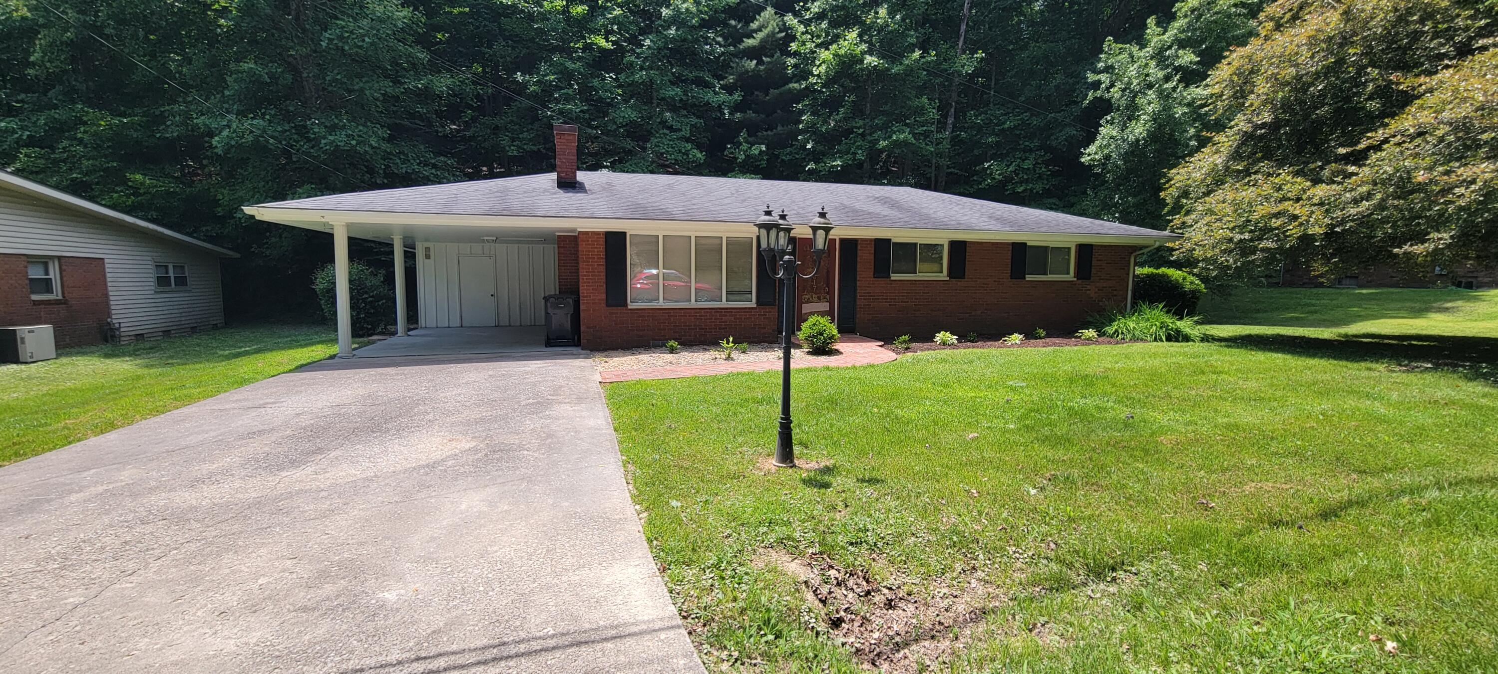 1217 Knapp Avenue Property Photo 3