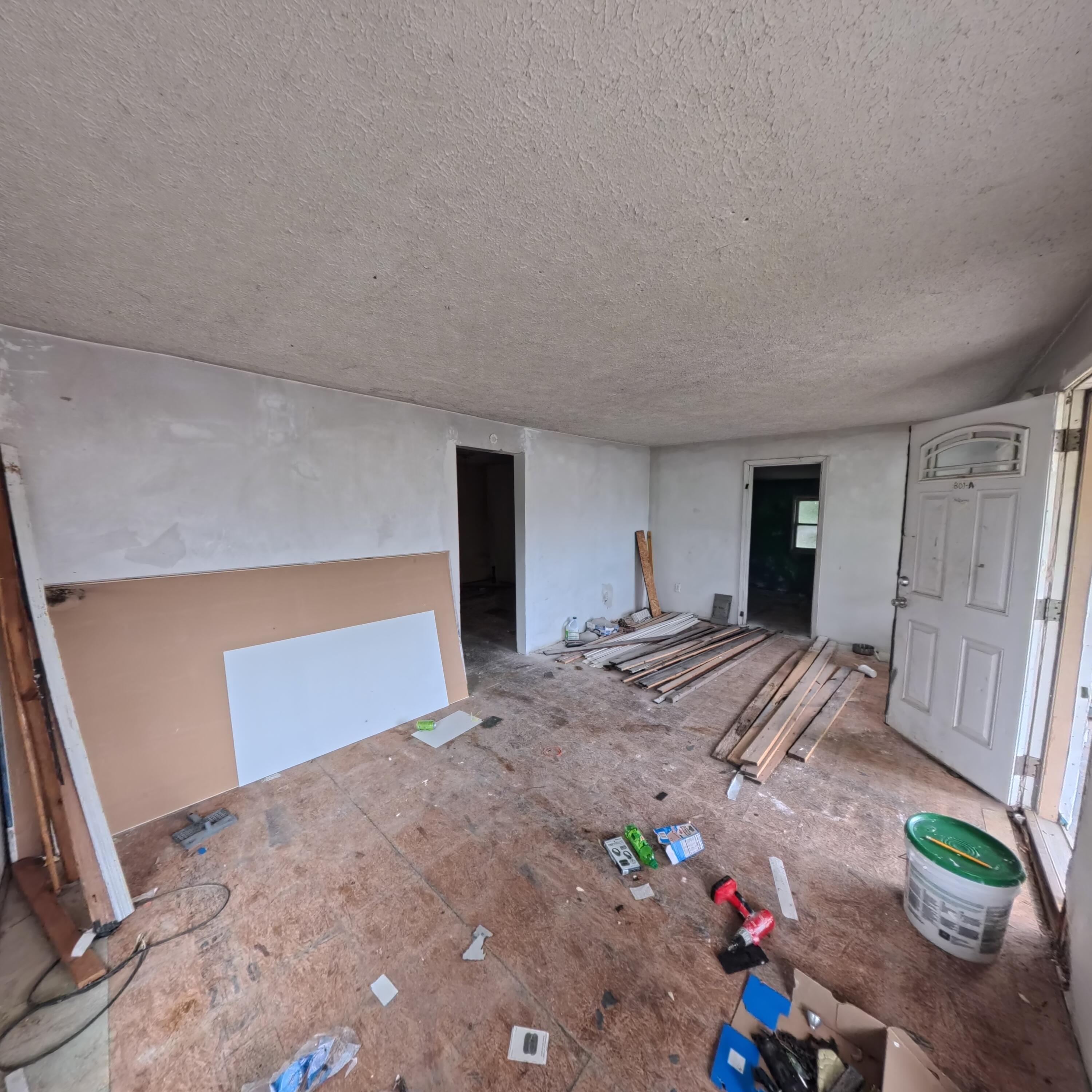 803 Main Property Photo 15