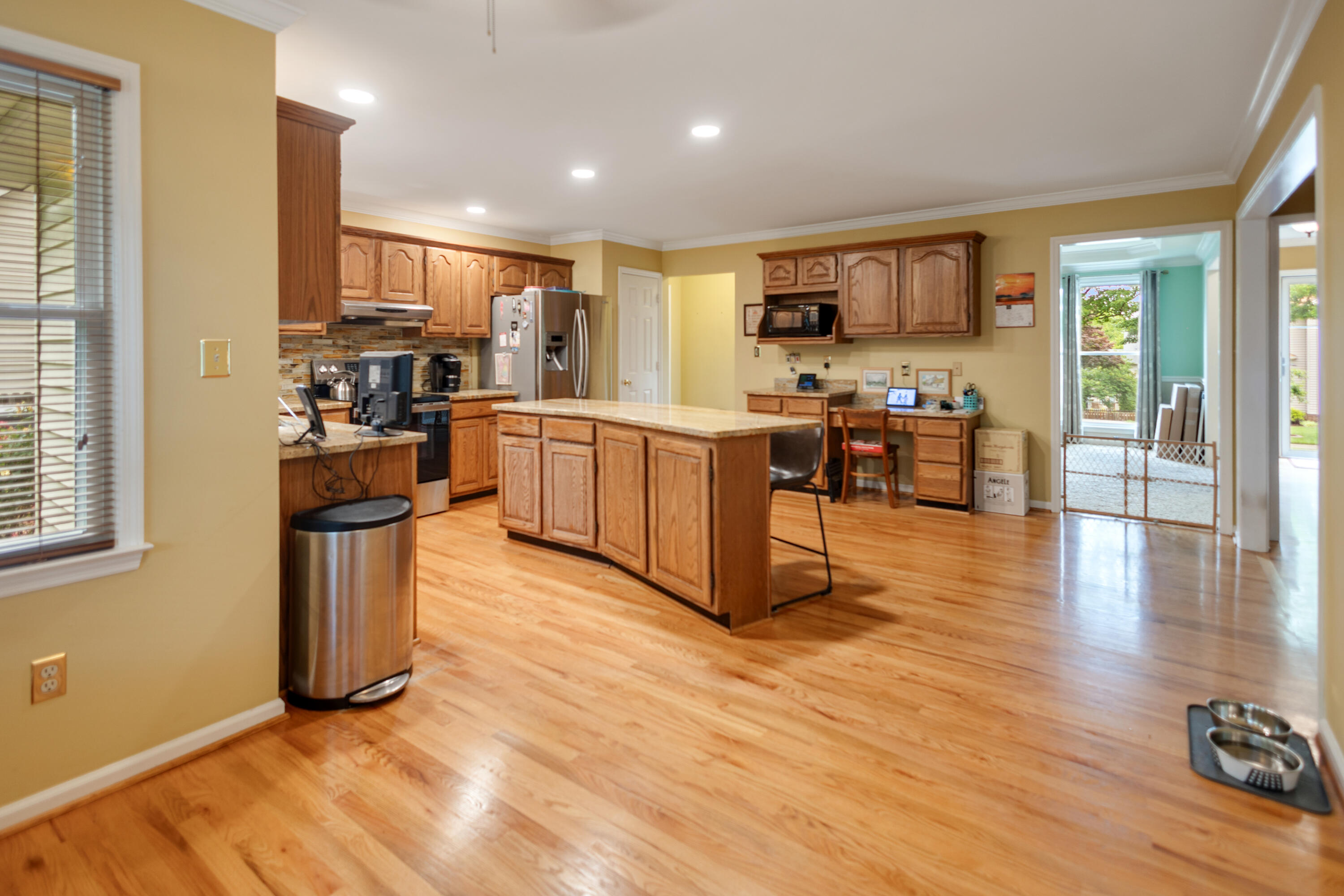 520 Ridgewater Court Property Photo 6
