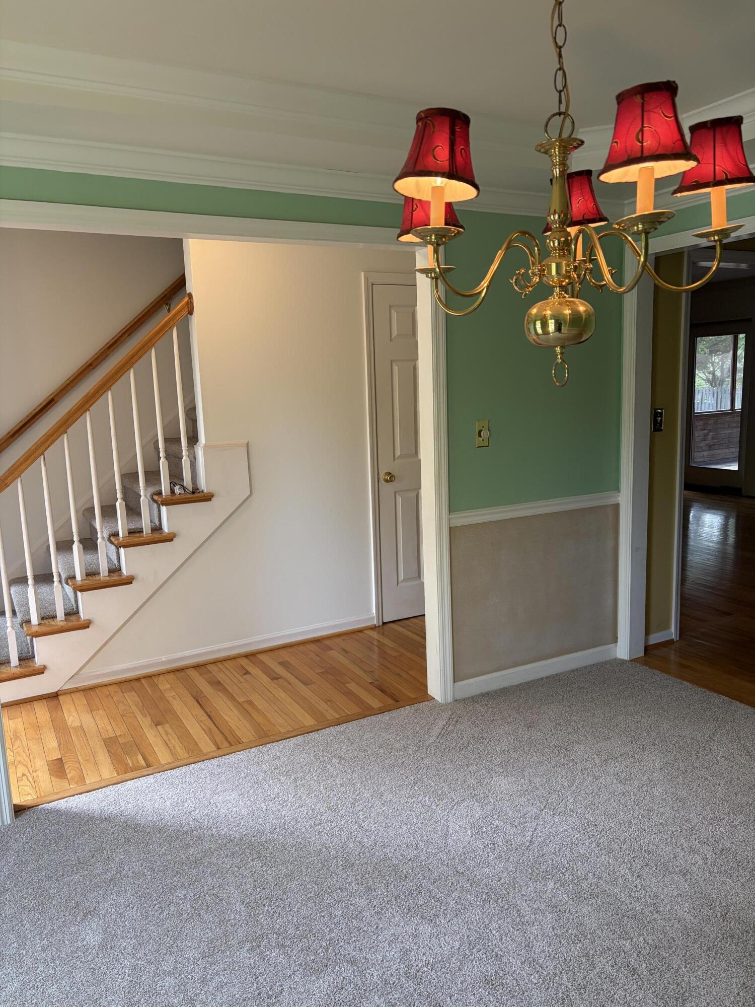 520 Ridgewater Court Property Photo 6