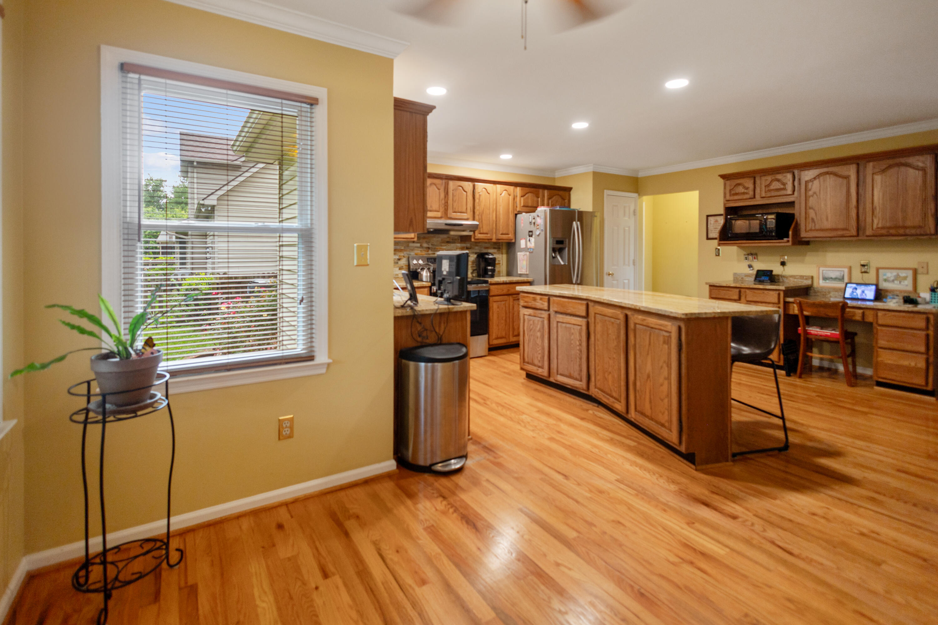 520 Ridgewater Court Property Photo 11