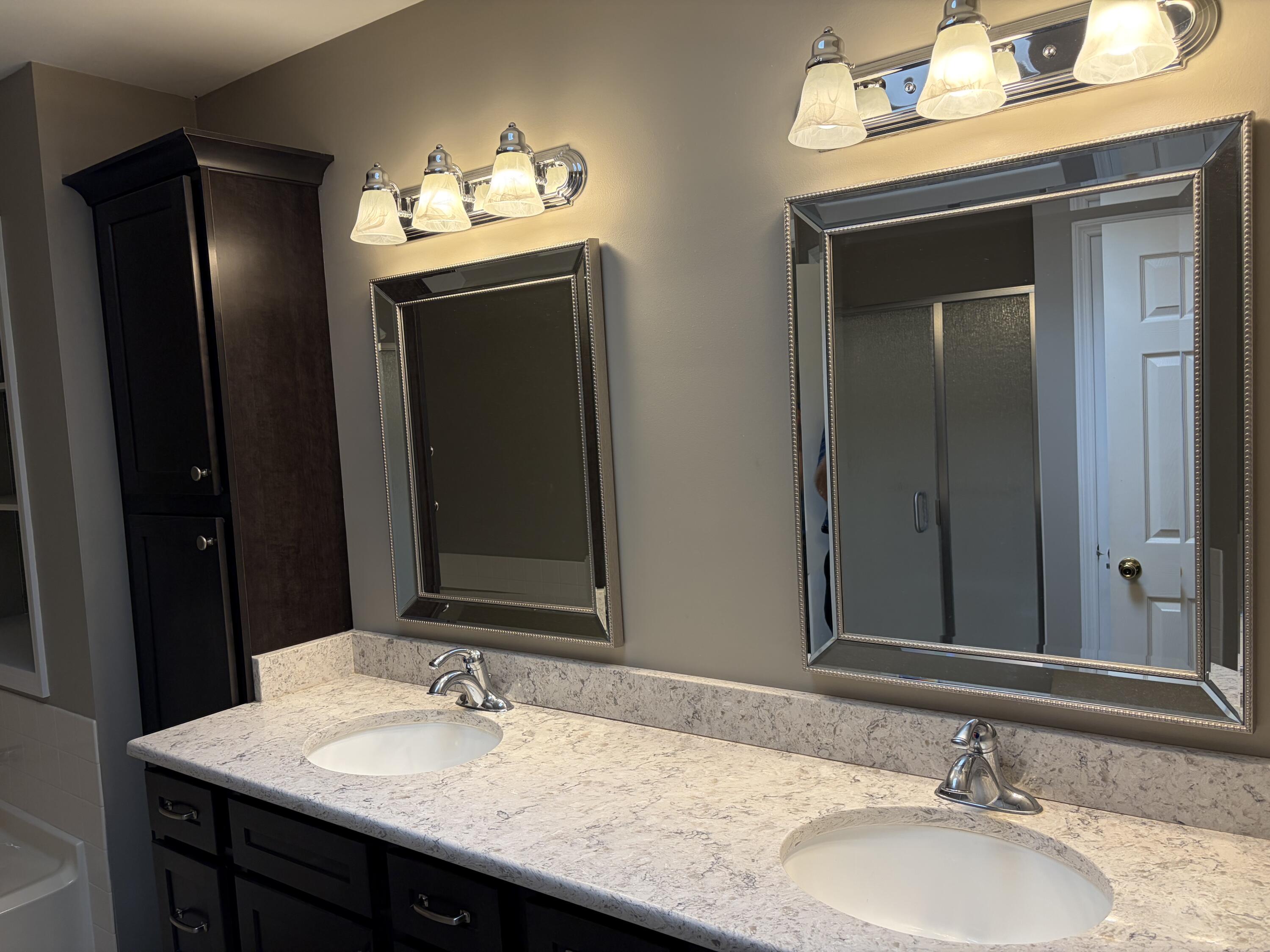 520 Ridgewater Court Property Photo 32