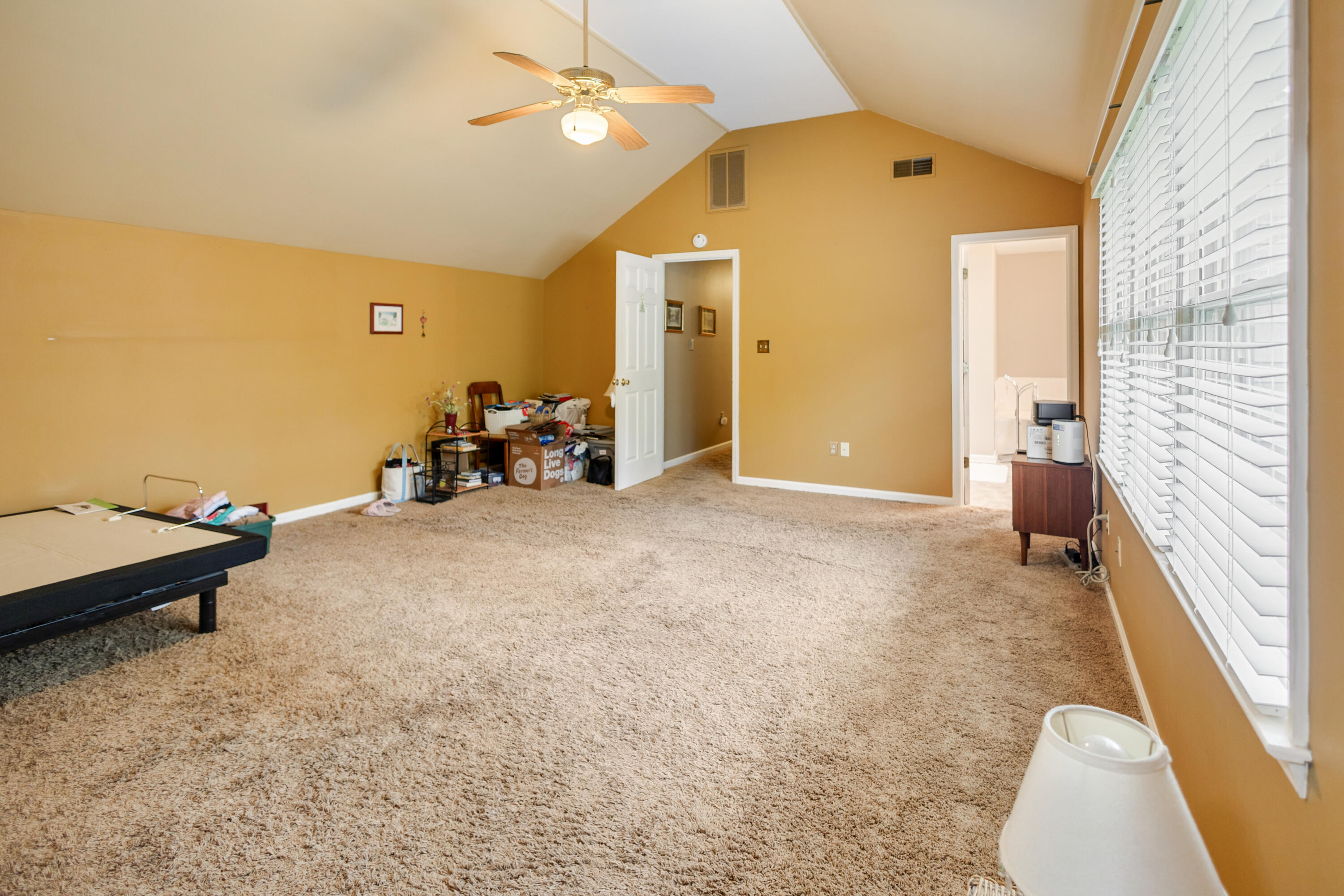 520 Ridgewater Court Property Photo 33