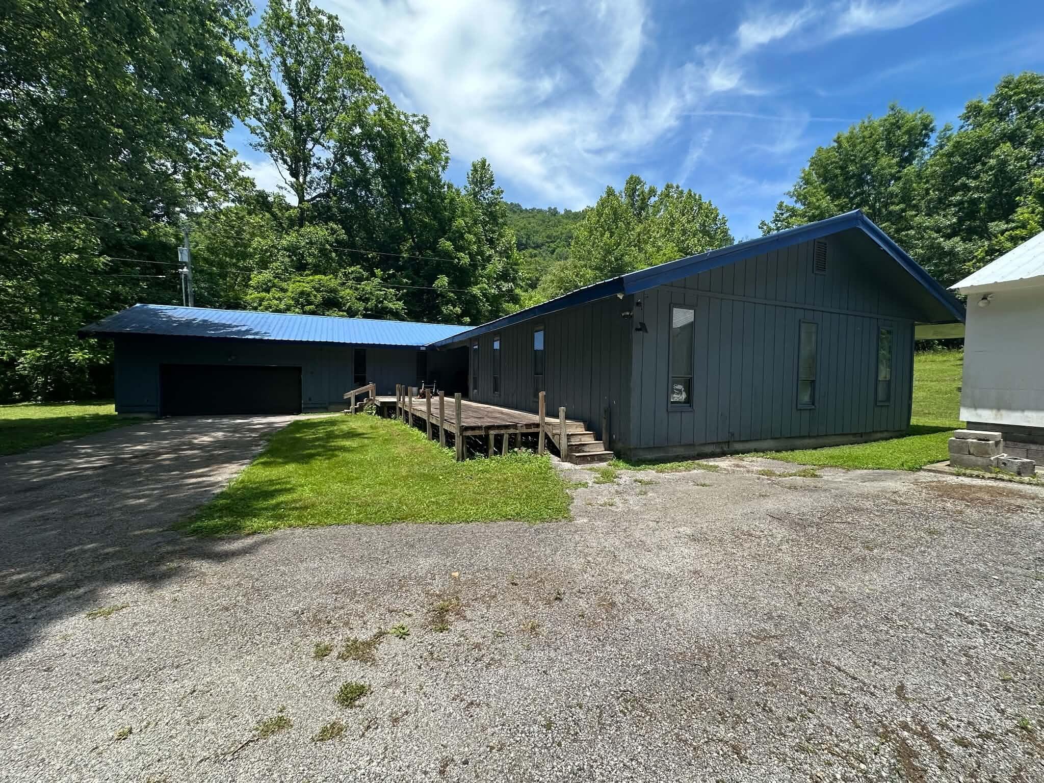 49 Moore Creek Road Property Photo 4